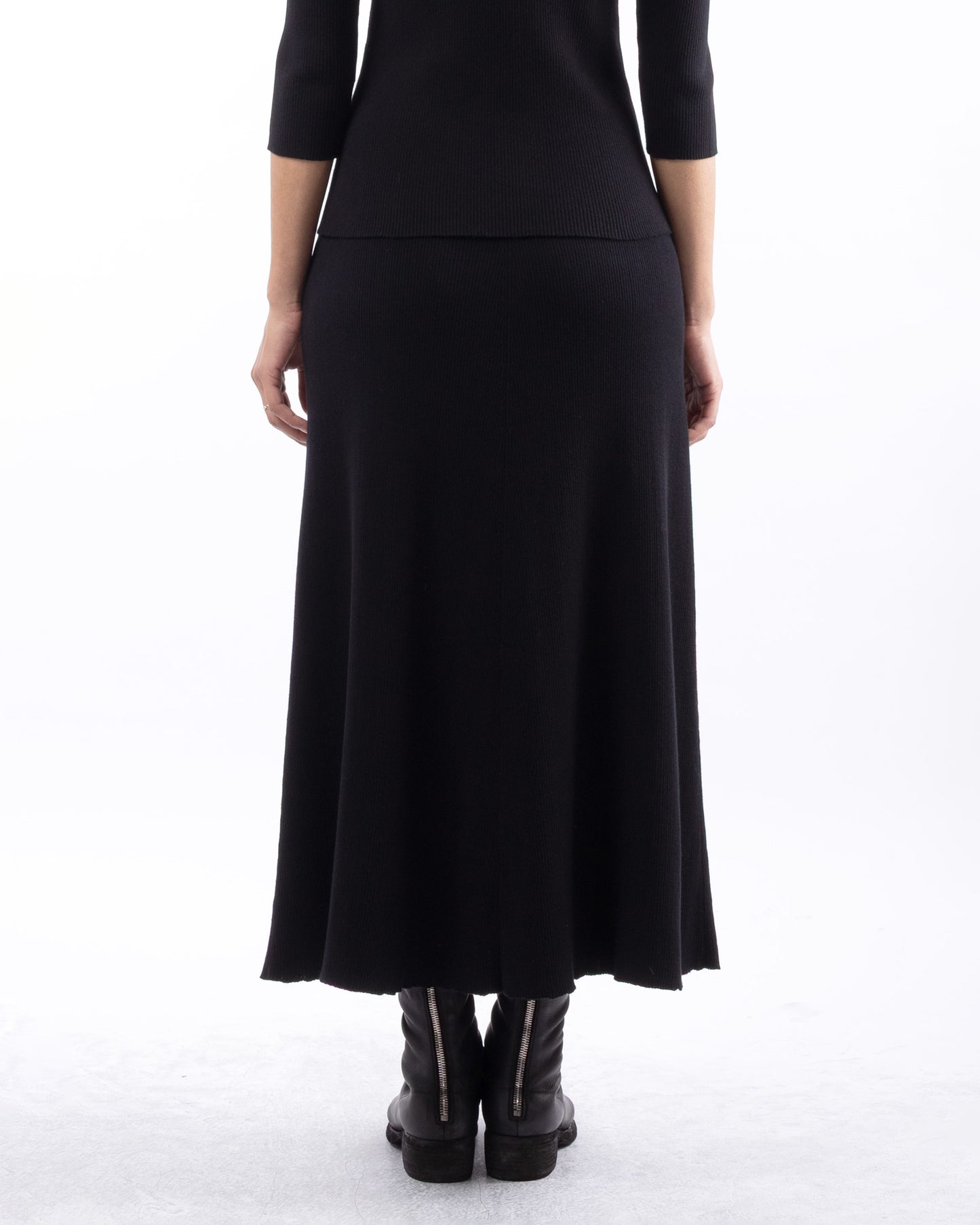 #1049 Flared skirt black organic cotton