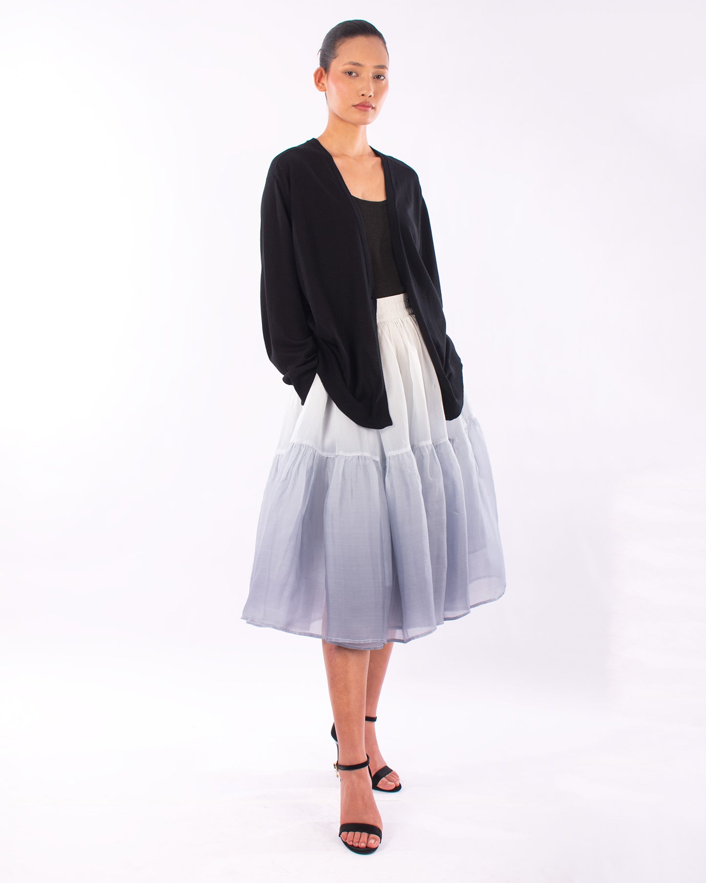 #1205 Oversized v-neck cardigan in organic cotton