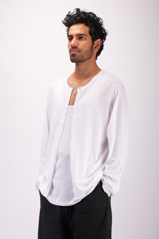 #1323 Crewneck cardigan in organic cotton