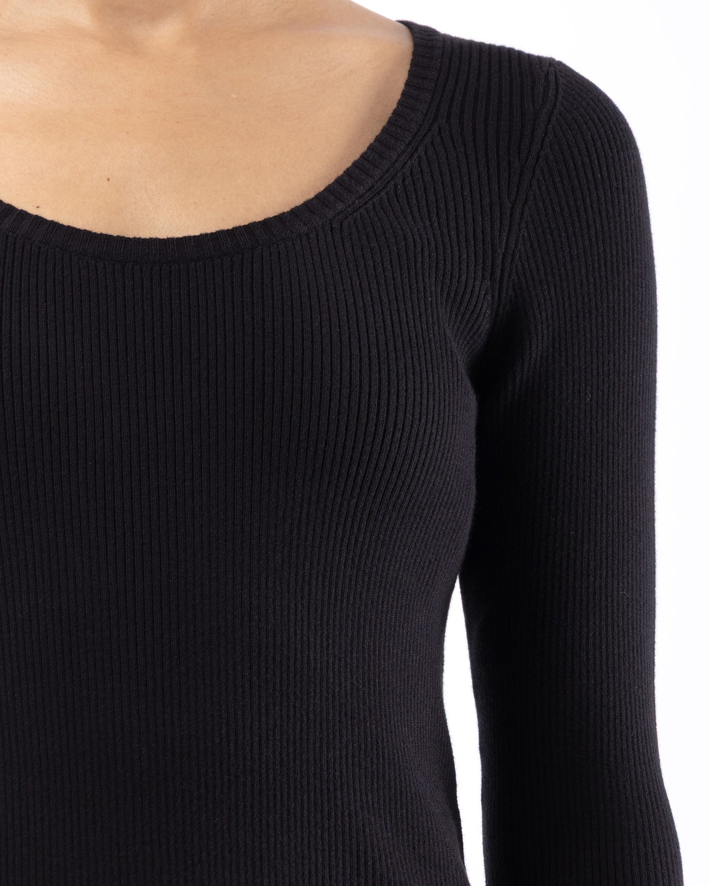 #905 Scoopneck 3/4 sleeve top black organic cotton