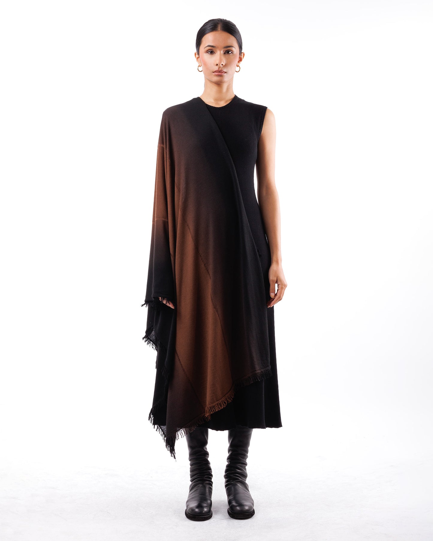 #1011 Ombre dyed knitted shawl cognac 120's superfine merino