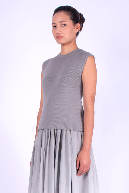 #1004 Cropped muscle tank 2x1 rib in organic cotton