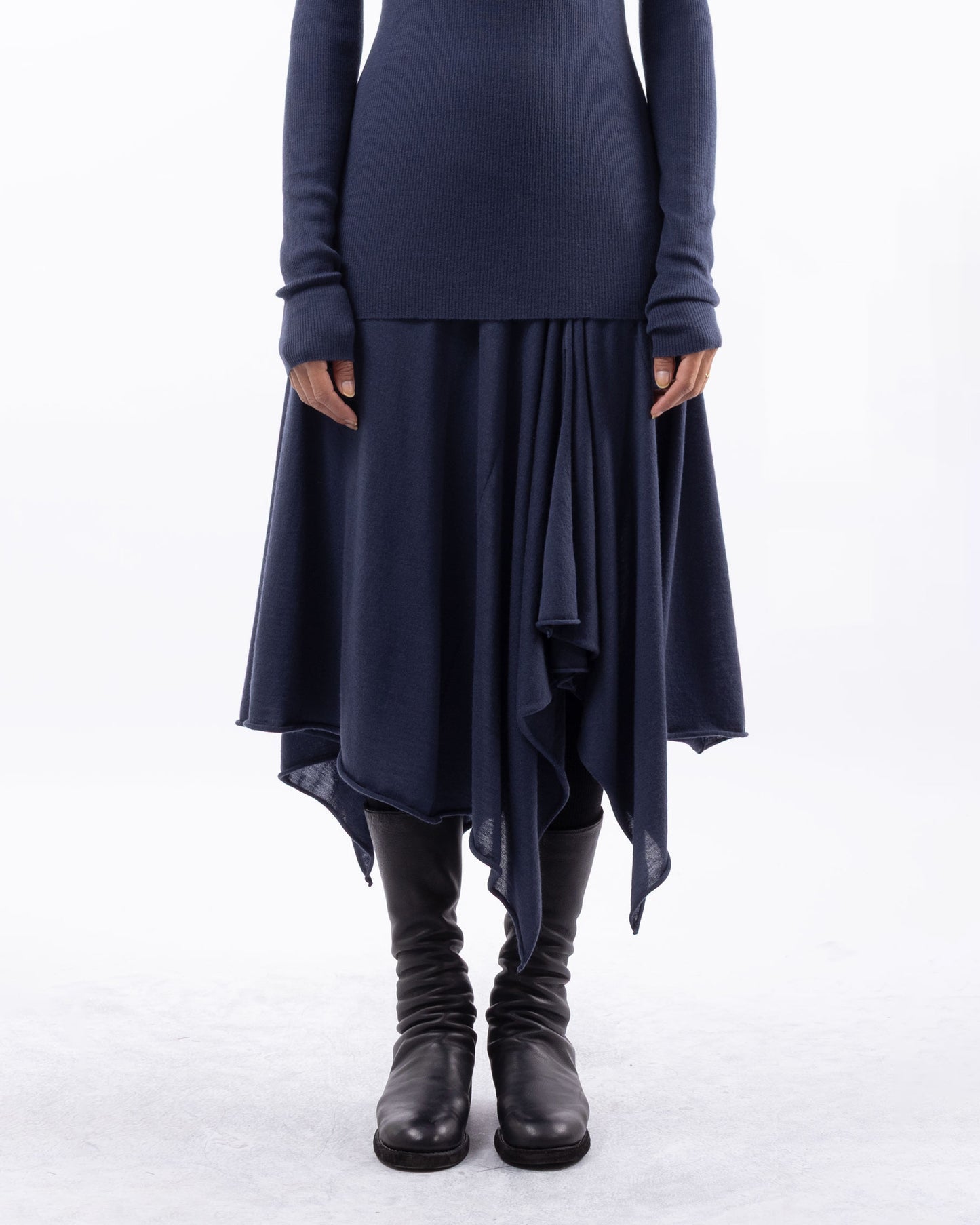#1025 Handkerchief skirt space 120's superfine merino