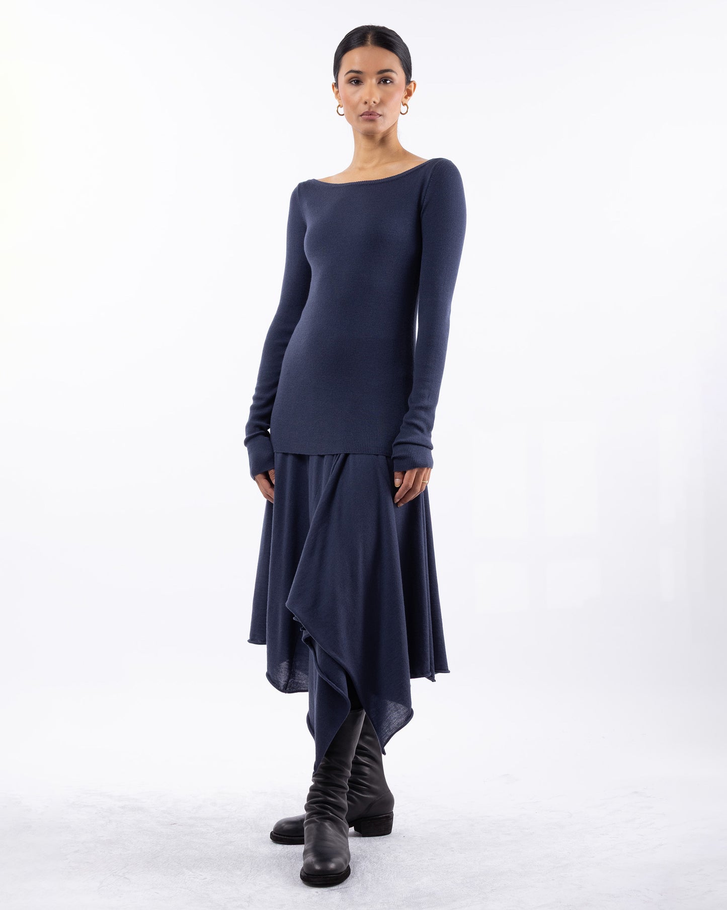 #1025 Handkerchief skirt space 120's superfine merino