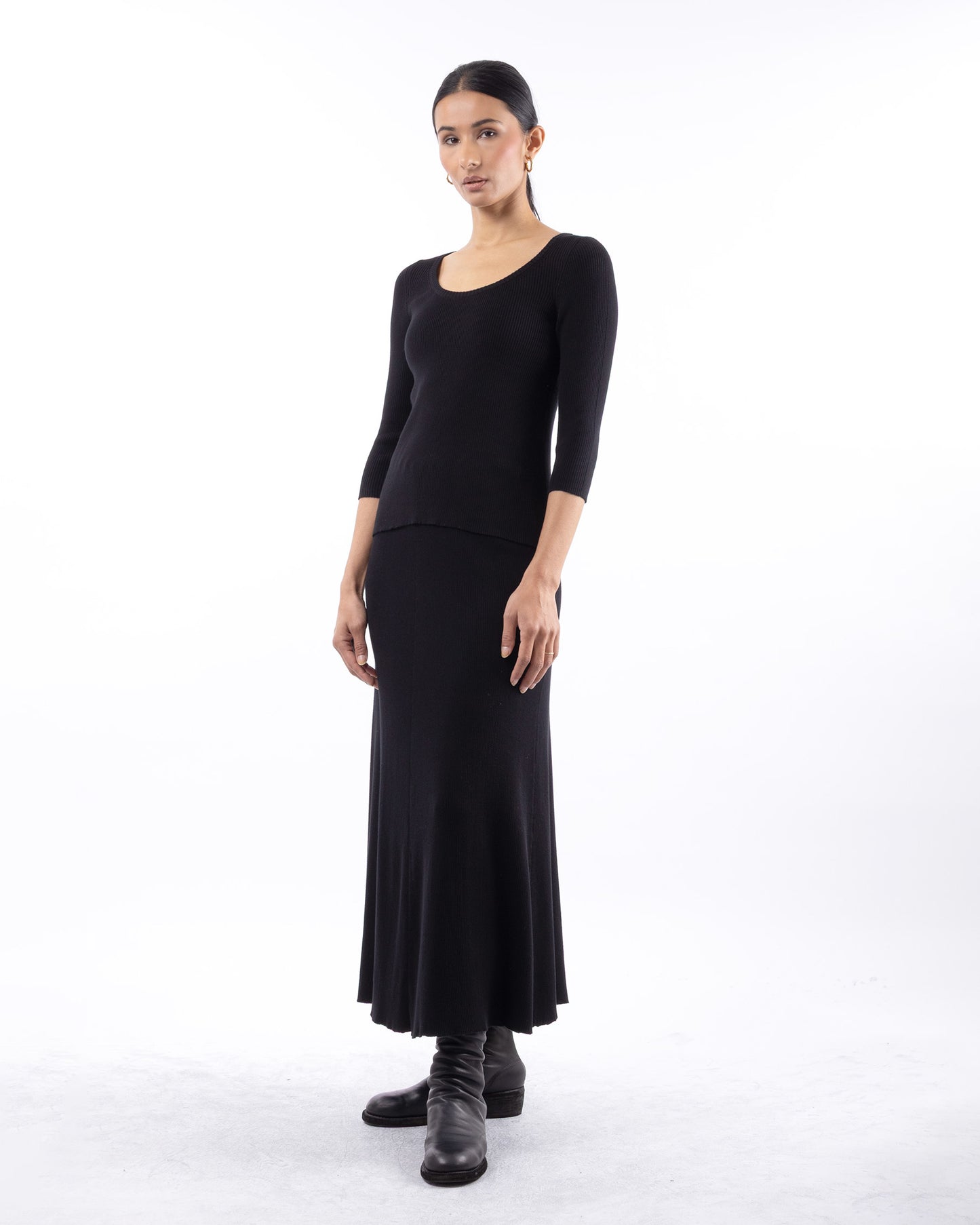 #1049 Flared skirt black organic cotton