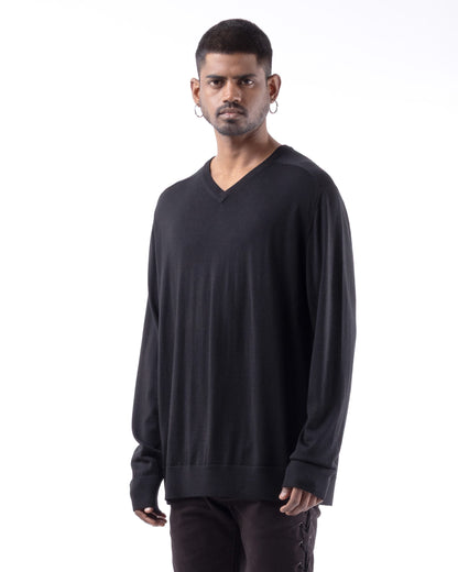 #1086 Oversized V-neck 120's Superfine Merino — Lars Andersson, view 2