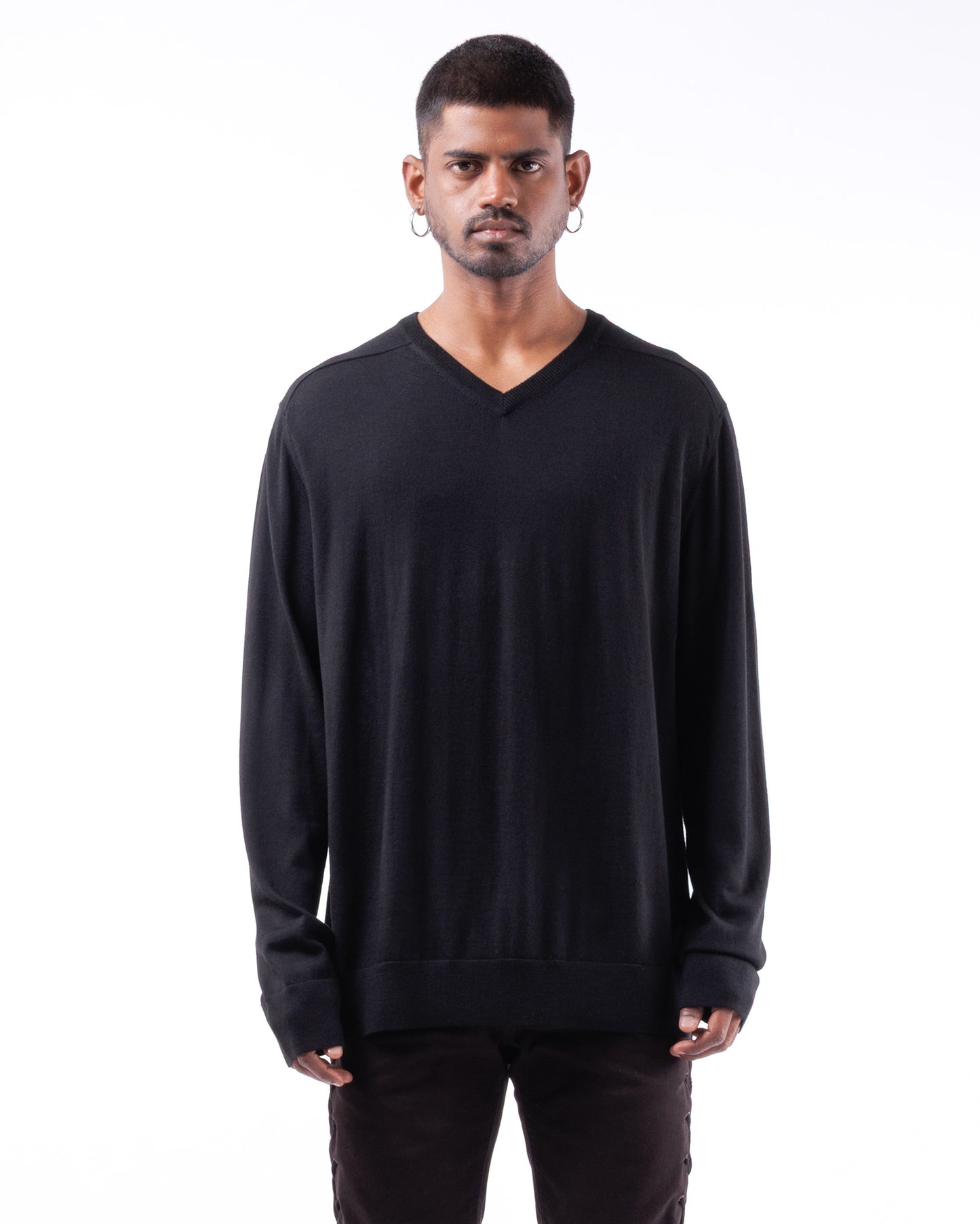 #1086 Oversized V-neck 120's Superfine Merino — Lars Andersson hand-loomed knitwear