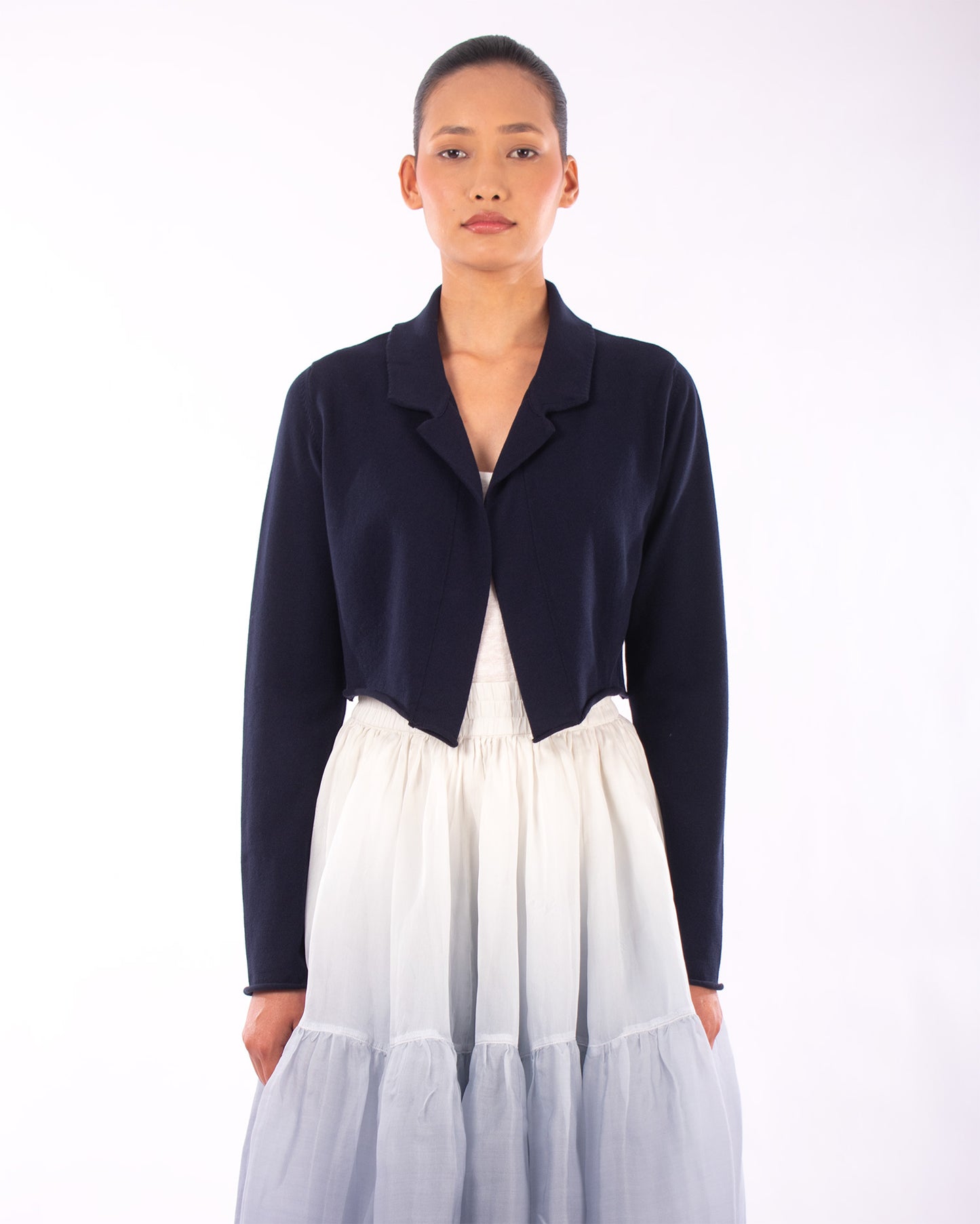 #1129 Cropped notch collar jacket in organic cotton
