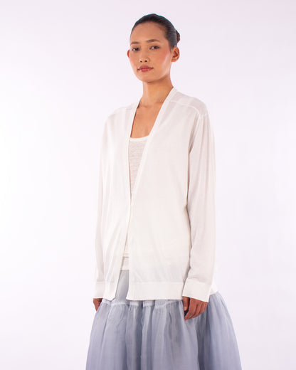 #1205 Oversized v-neck cardigan in organic cotton