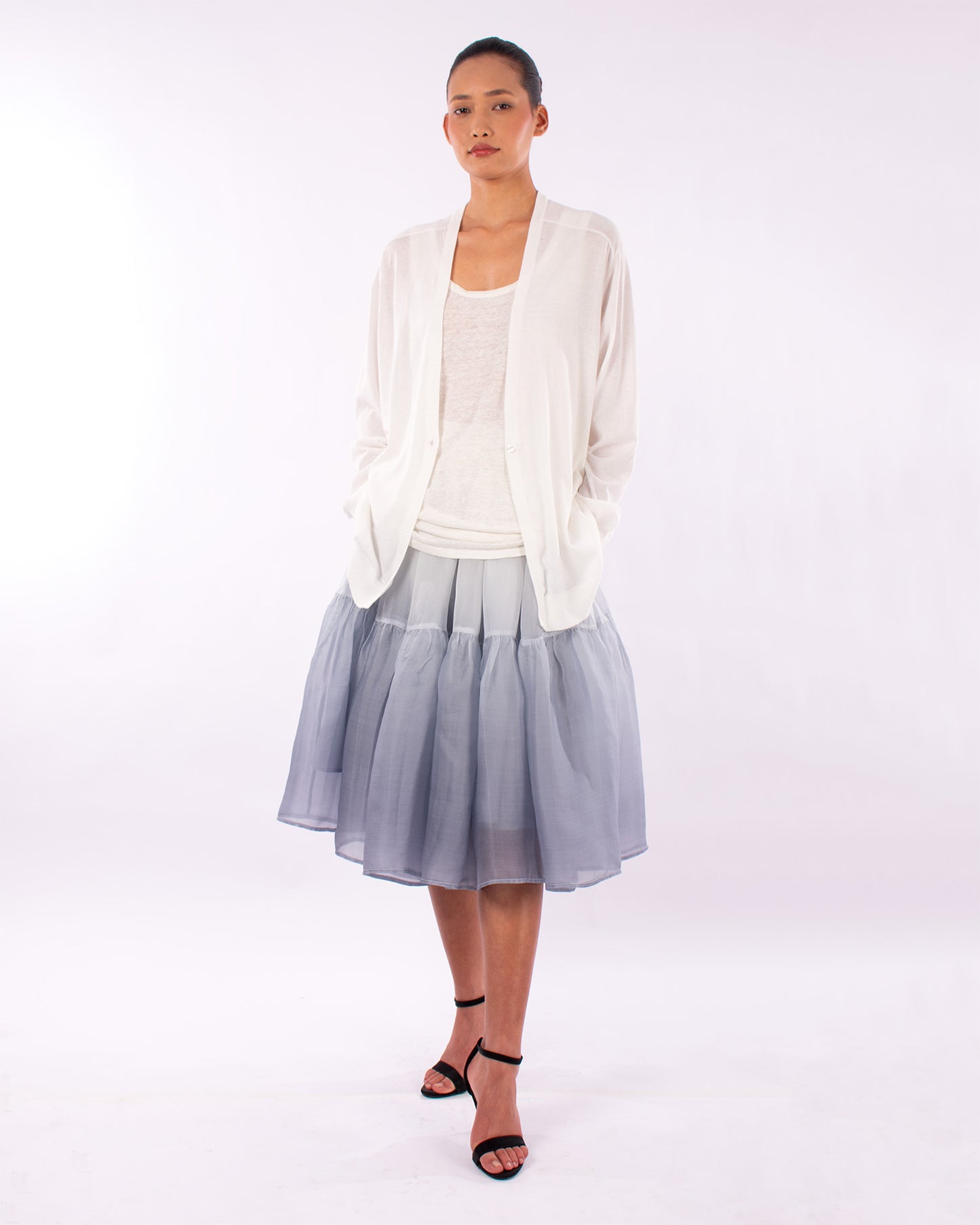 #1205 Oversized v-neck cardigan in organic cotton