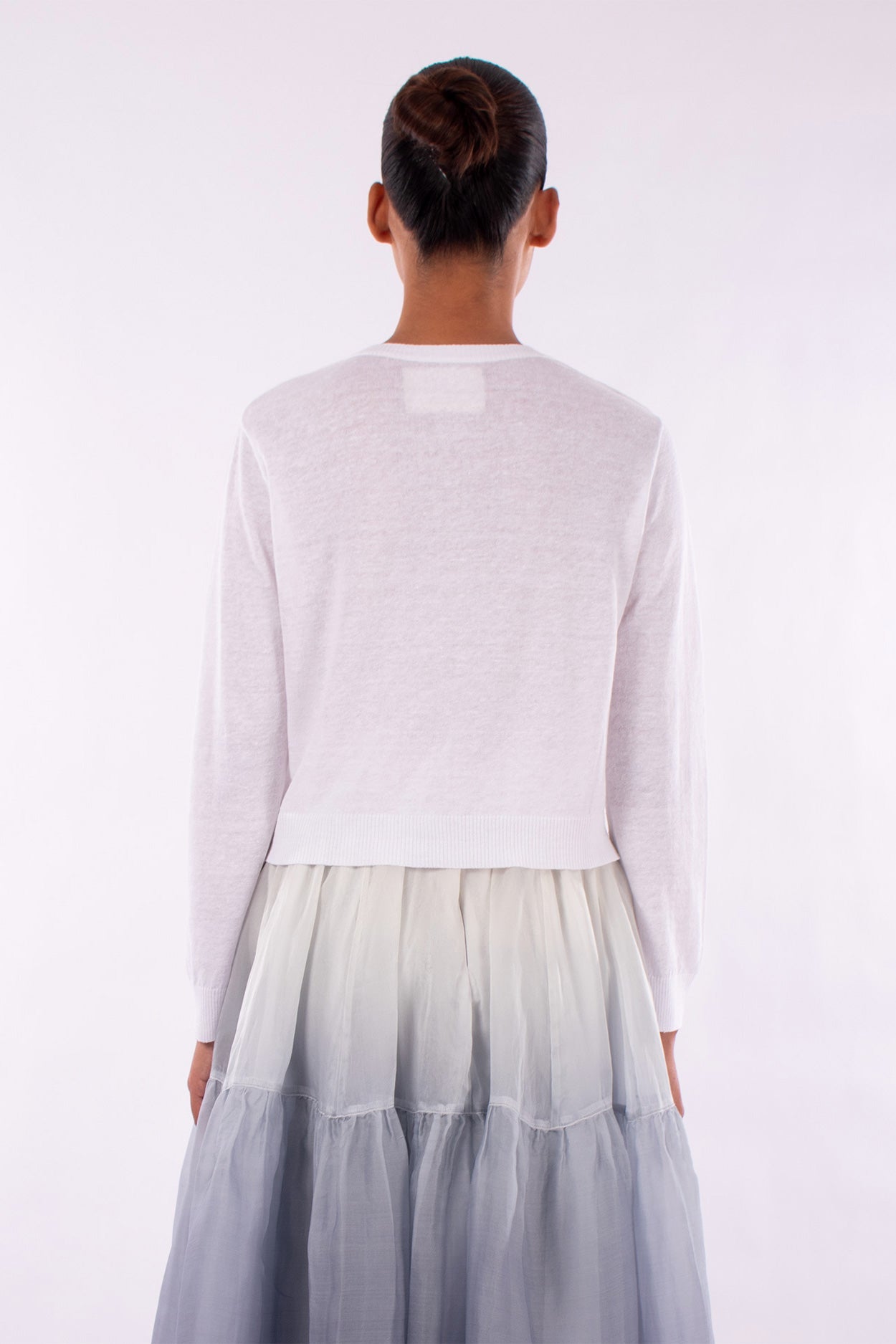 #1218 Cropped Long Sleeve Cardigan In Linen And Organic Cotton-White — Lars Andersson, view 3