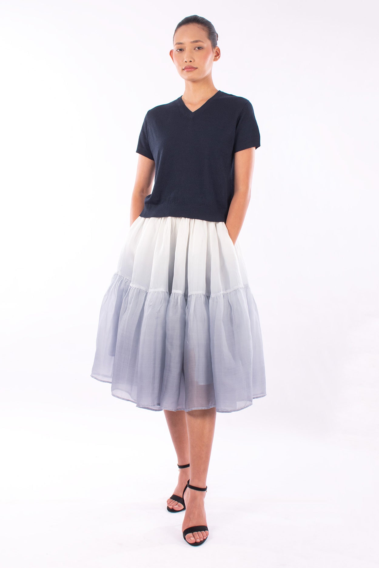 #1230 Cropped Short Sleeve V-neck Sweater In Linen And Organic Cotton- Marritimo — Lars Andersson, view 5