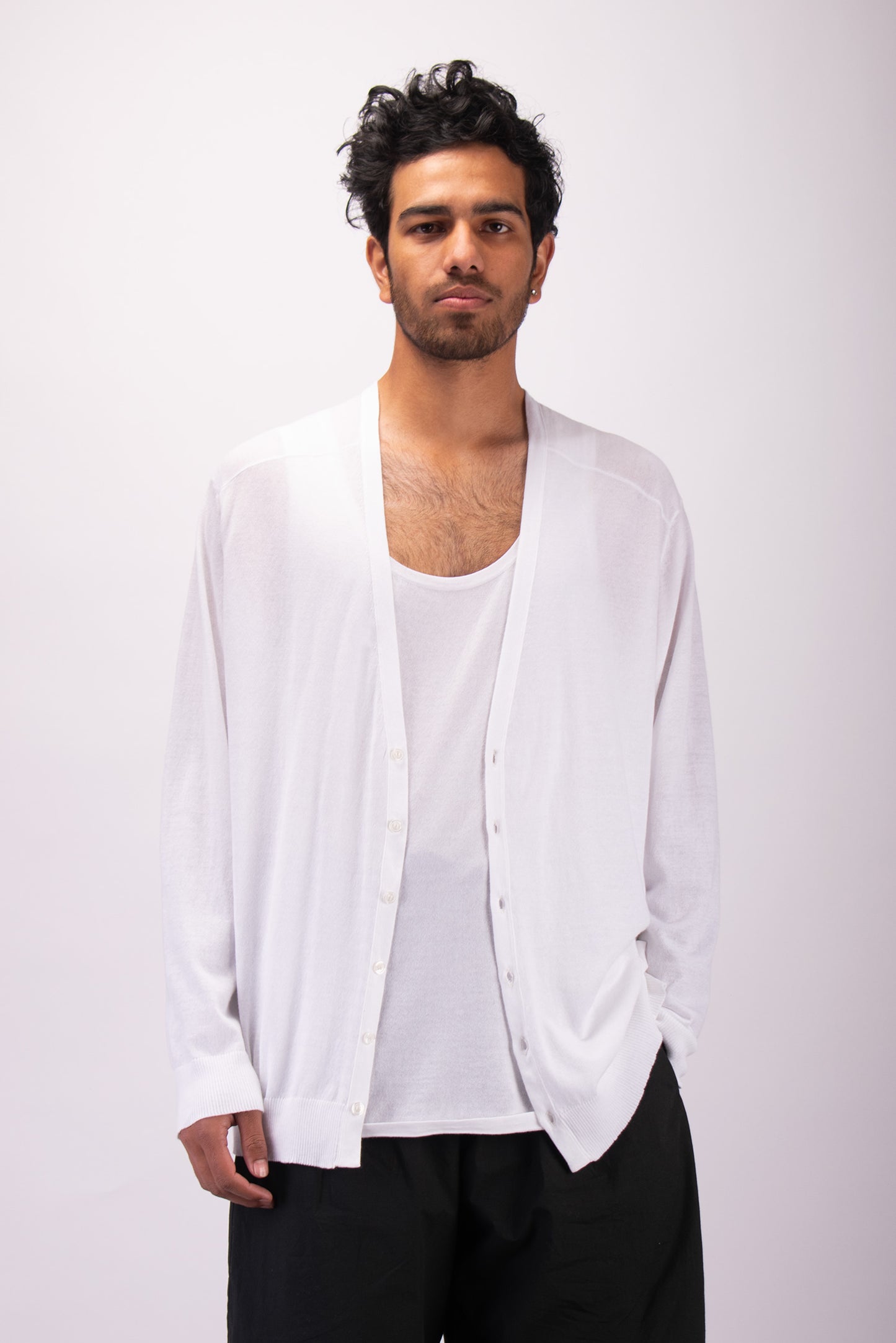 #1301 Oversized v-neck cardigan in organic cotton