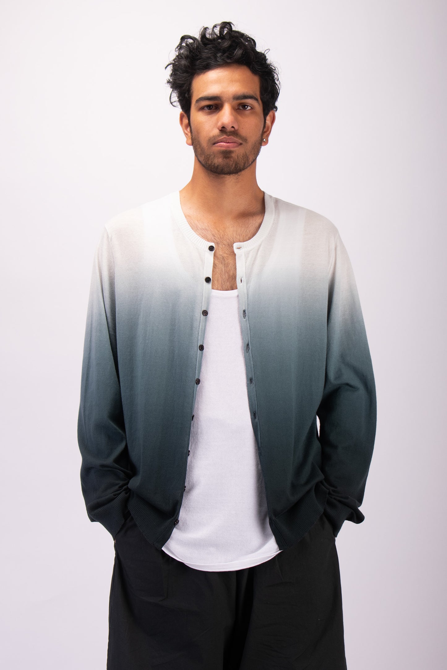 #1323 crewneck cardigan in organic cotton