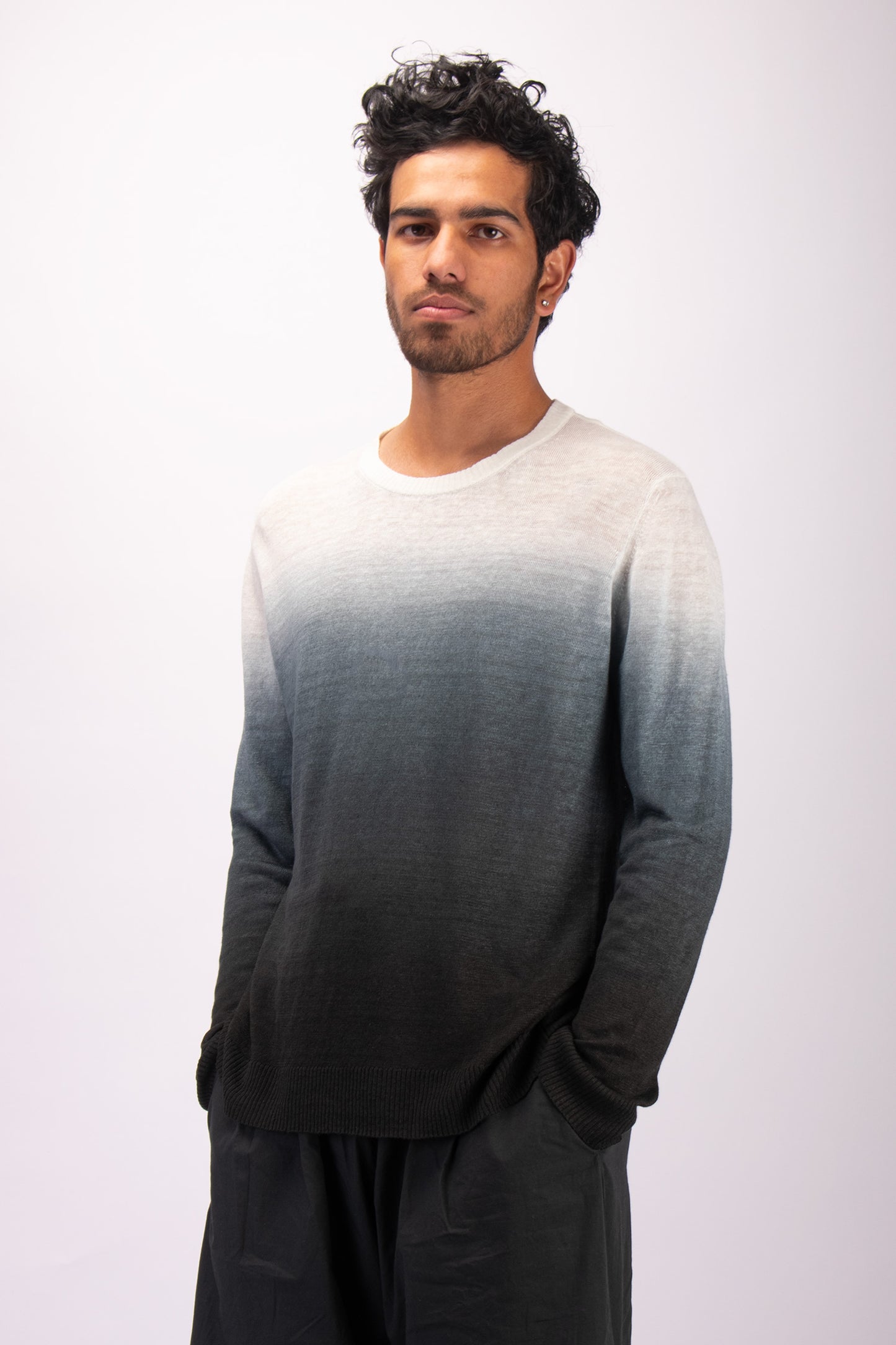 #1331 Crewneck sweater in linen
