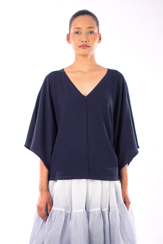 #903 V-neck wing sleeve top in organic cotton