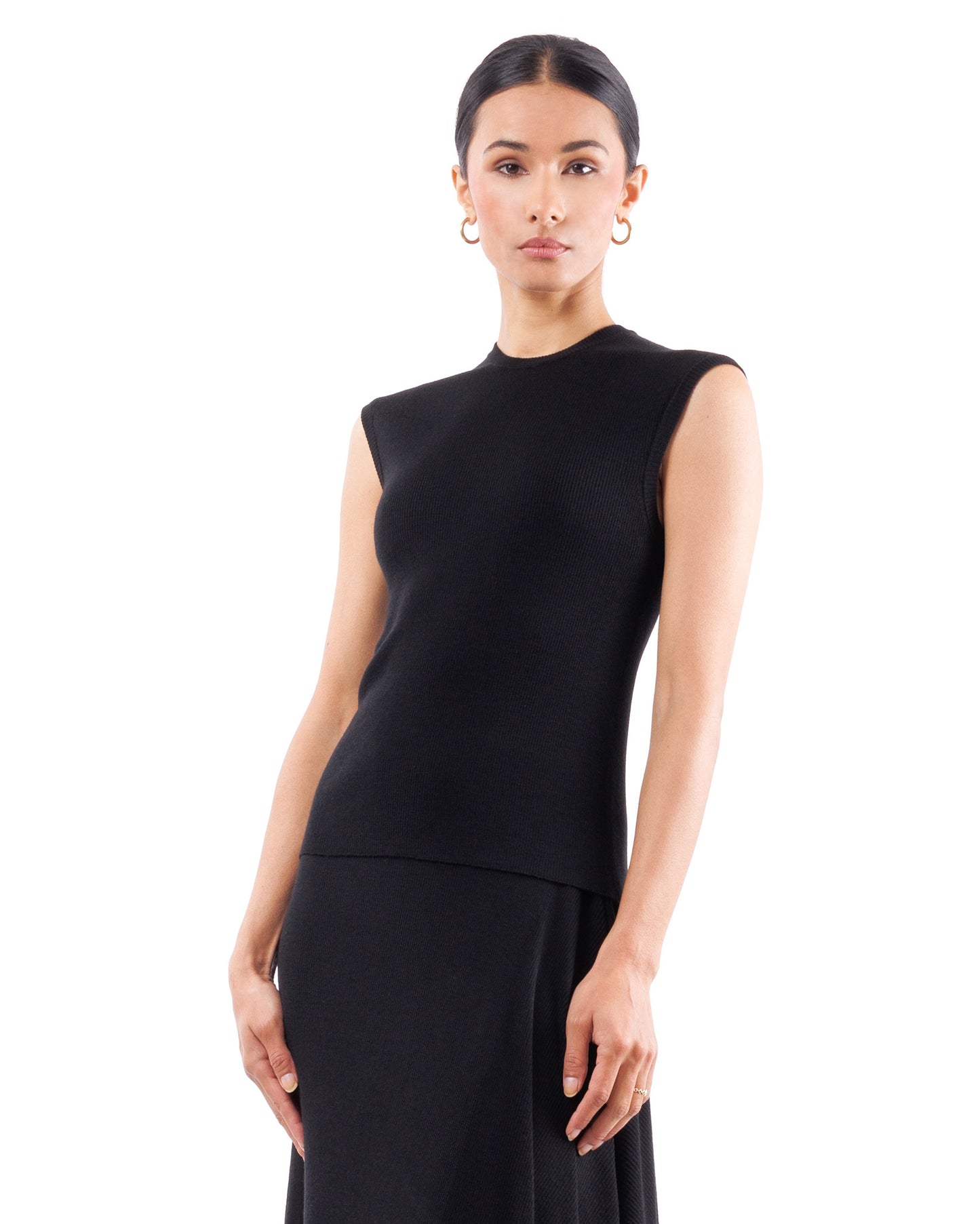 #1043 Muscle tank 120's superfine merino
