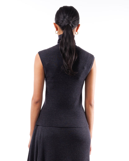 #1044 Sleeveless turtleneck 120's superfine merino