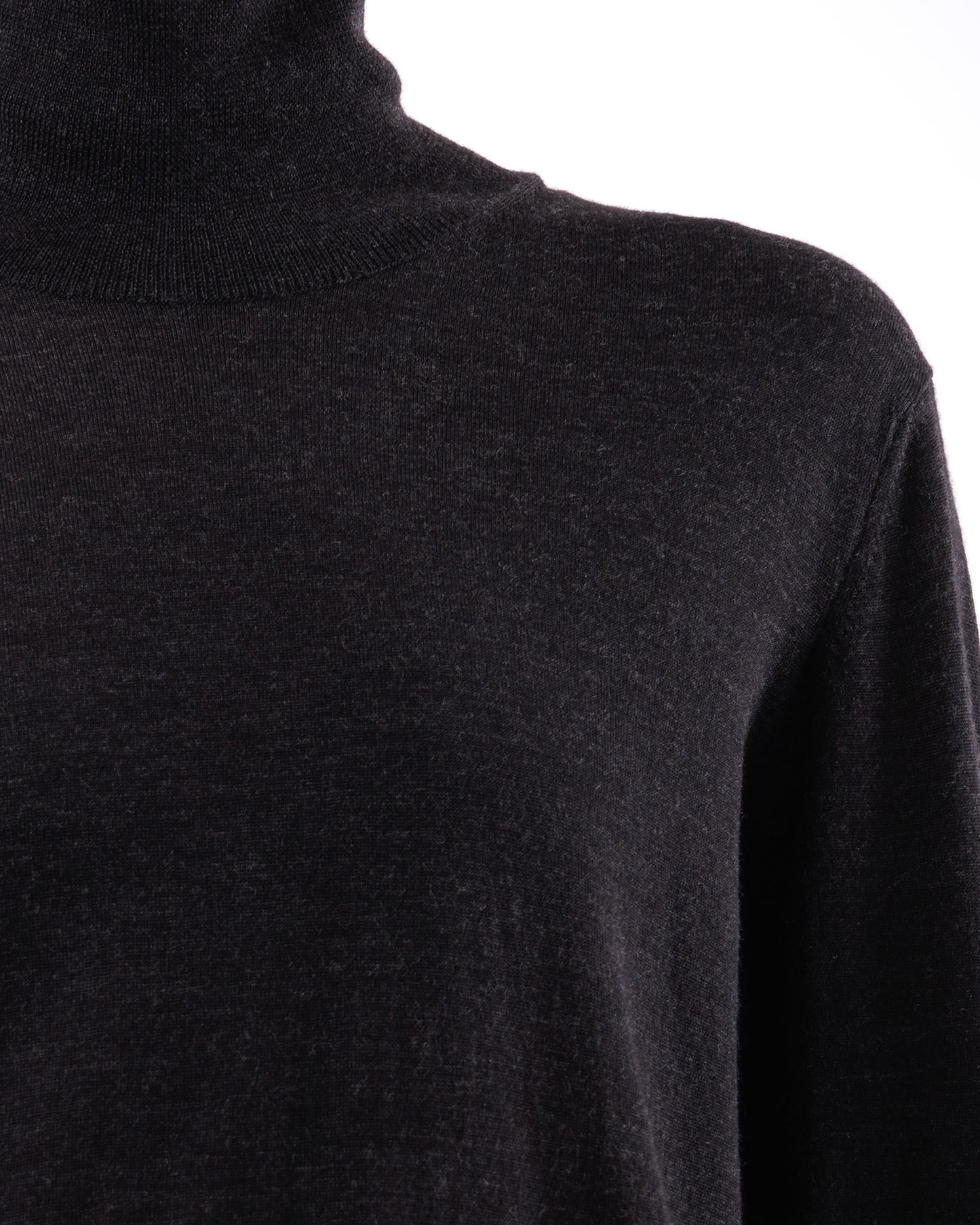 #1050 Turtleneck sweater 120's superfine merino