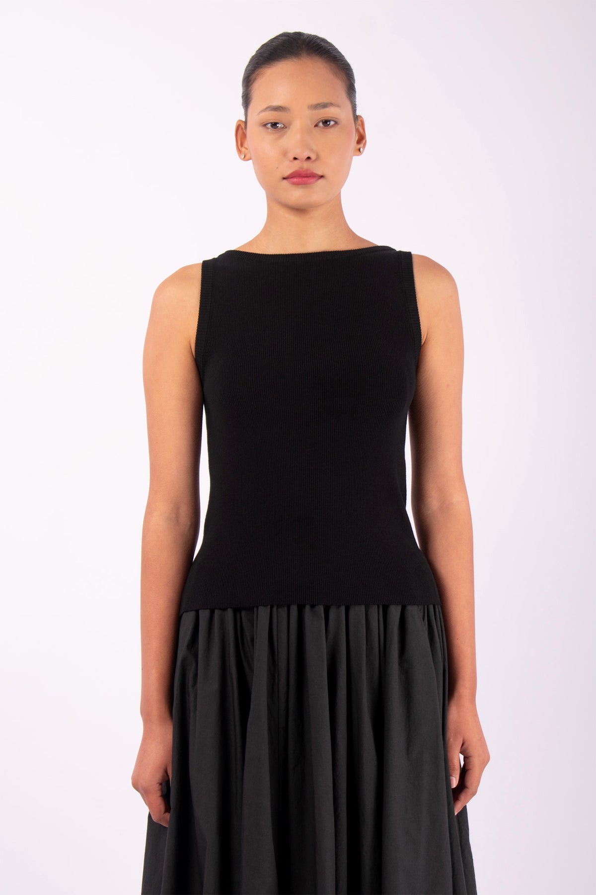 #1149 Sleeveless Boatneck Top in Organic Cotton- Black — Lars Andersson hand-loomed knitwear