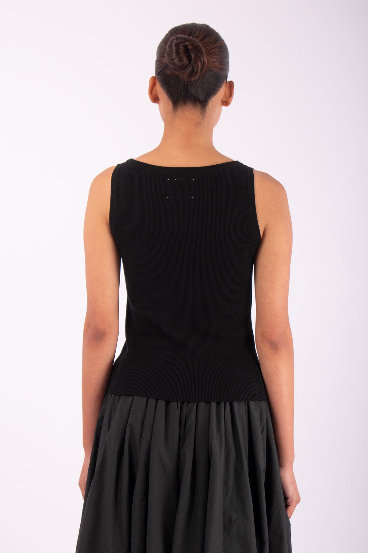 #1149 Sleeveless Boatneck Top in Organic Cotton- Black — Lars Andersson, view 3