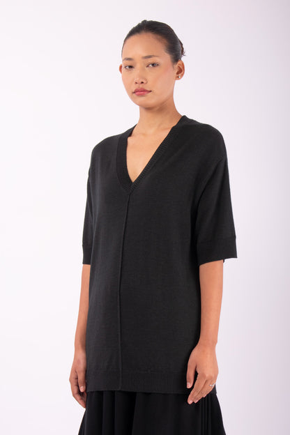 #1417 V-Neck Tunic in Superfine Merino and Cashmere- Black Forest — Lars Andersson, view 2