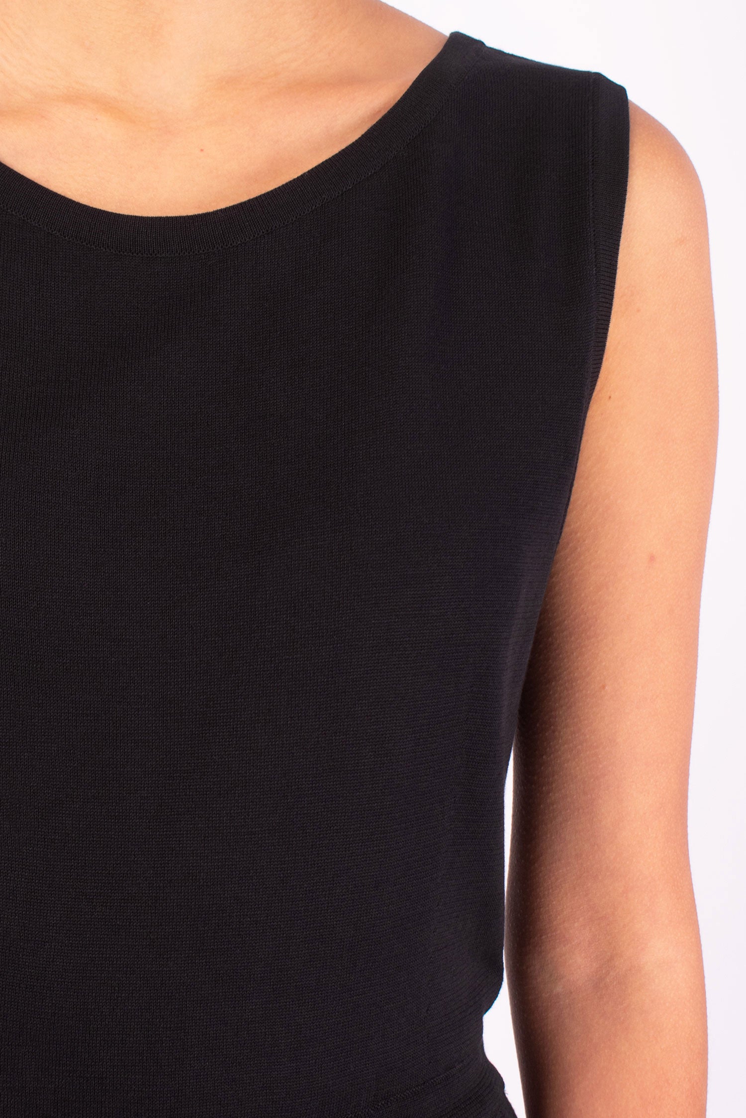 #1421 Sleeveless Boatneck Dress in Silk and Organic Cotton- Black — Lars Andersson, view 4