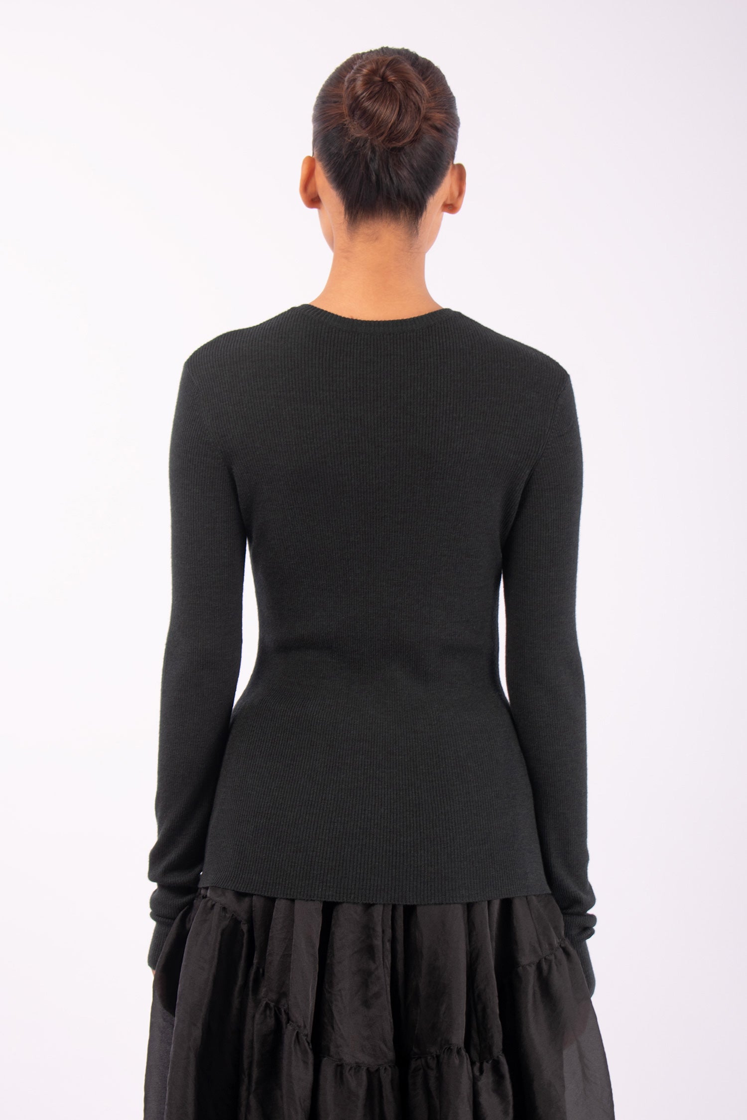 #1431 Long Sleeve High V-Neck in Superfine Merino- Dark Forest — Lars Andersson, view 3