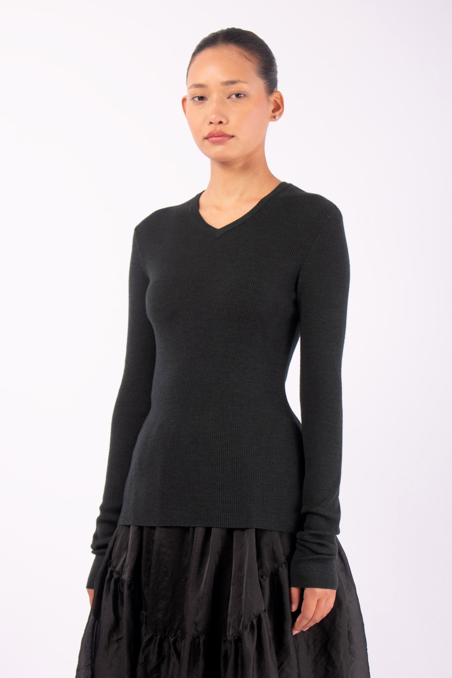 #1431 Long Sleeve High V-Neck in Superfine Merino- Dark Forest — Lars Andersson, view 2