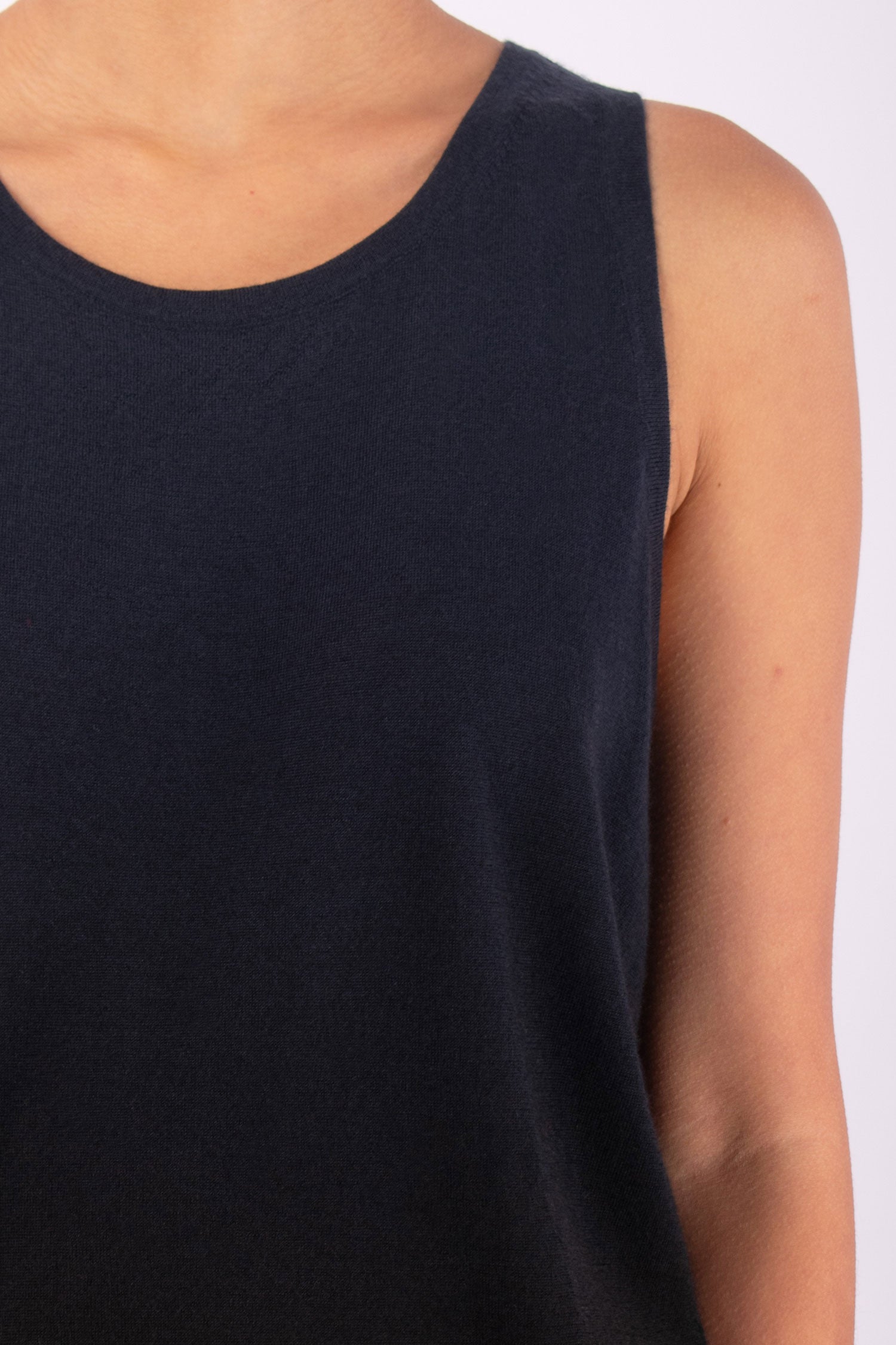 #1450 Boatneck Tank Top in Superfine Merino-Dark Space Ombre — Lars Andersson, view 4