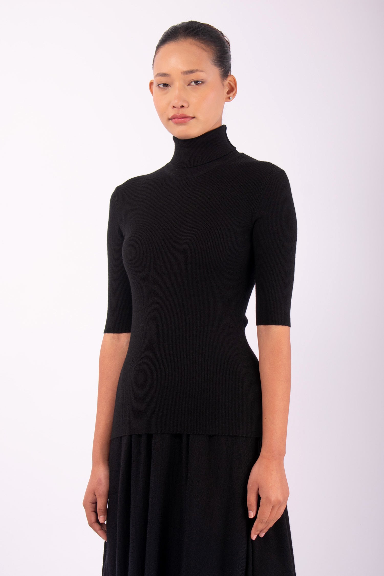 #1453 Short Sleeve Turtleneck in Superfine Merino- Black — Lars Andersson, view 2