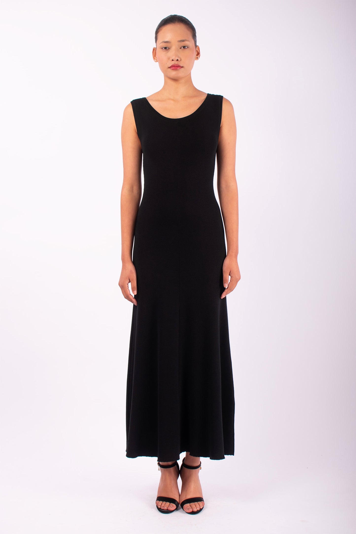 #1460 Sleeveless Boatneck Dress in Organic Cotton- Black — Lars Andersson hand-loomed knitwear