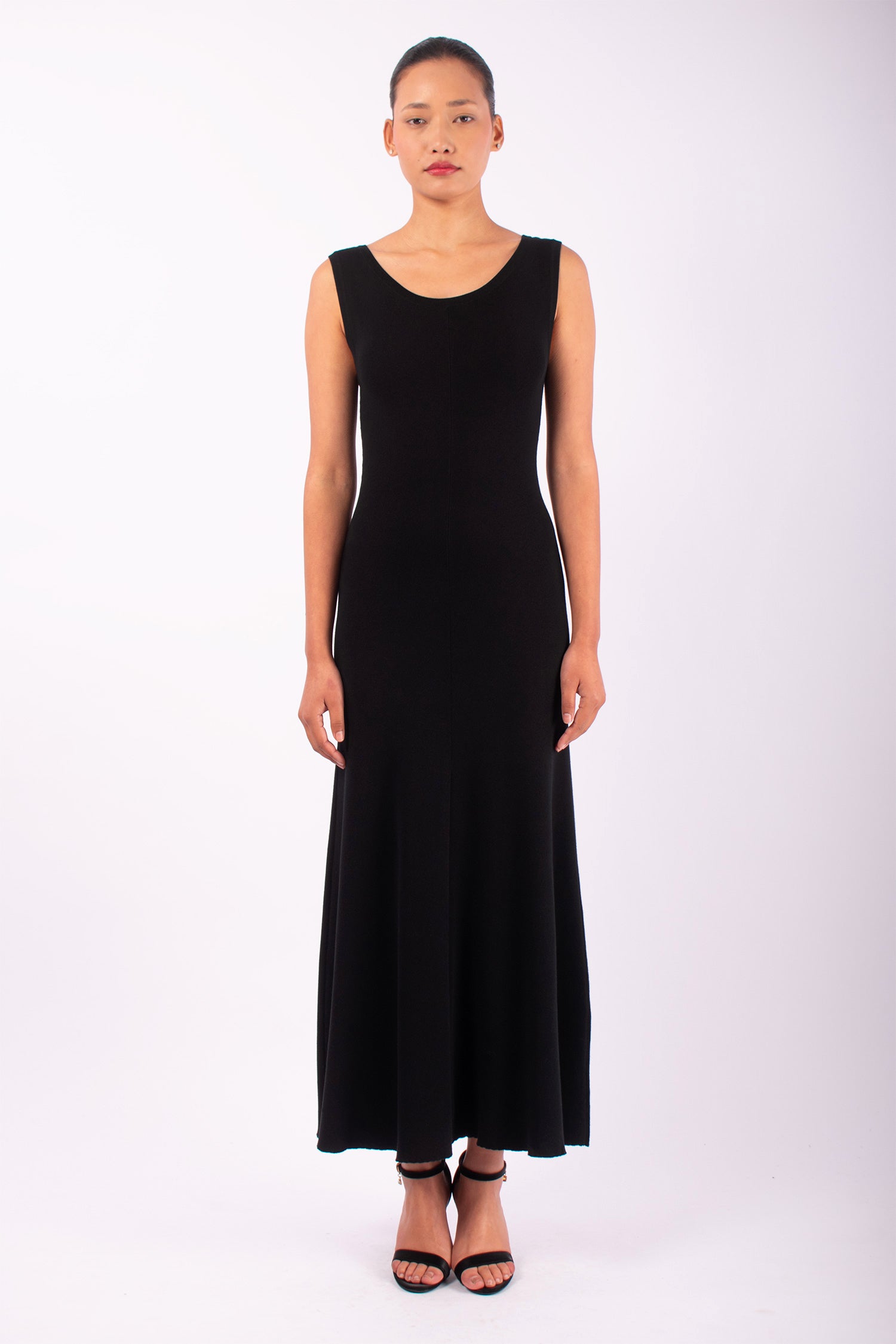 #1460 Sleeveless Boatneck Dress in Organic Cotton- Black — Lars Andersson hand-loomed knitwear