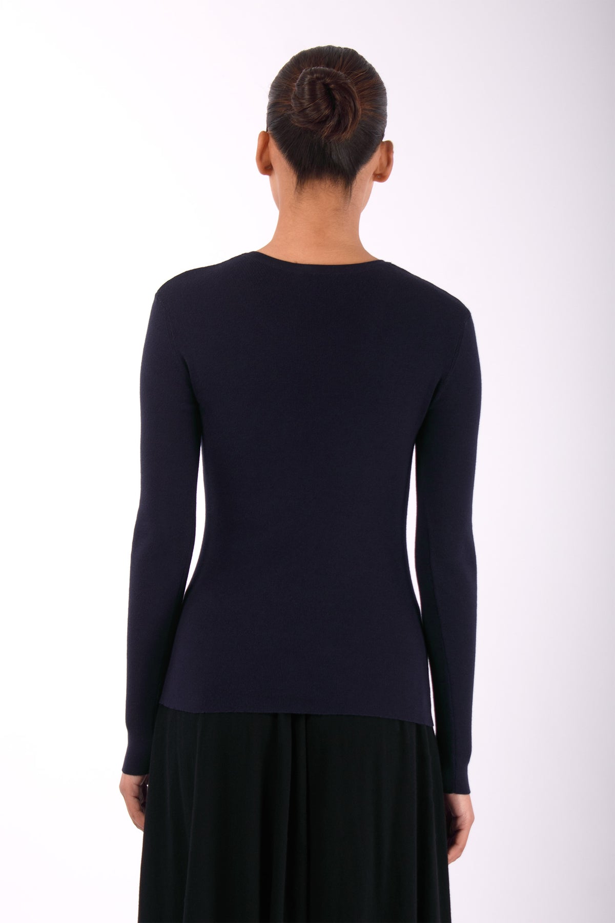 #1471 Long Sleeve High V-neck in Organic Cotton- Blue Carlo — Lars Andersson, view 3