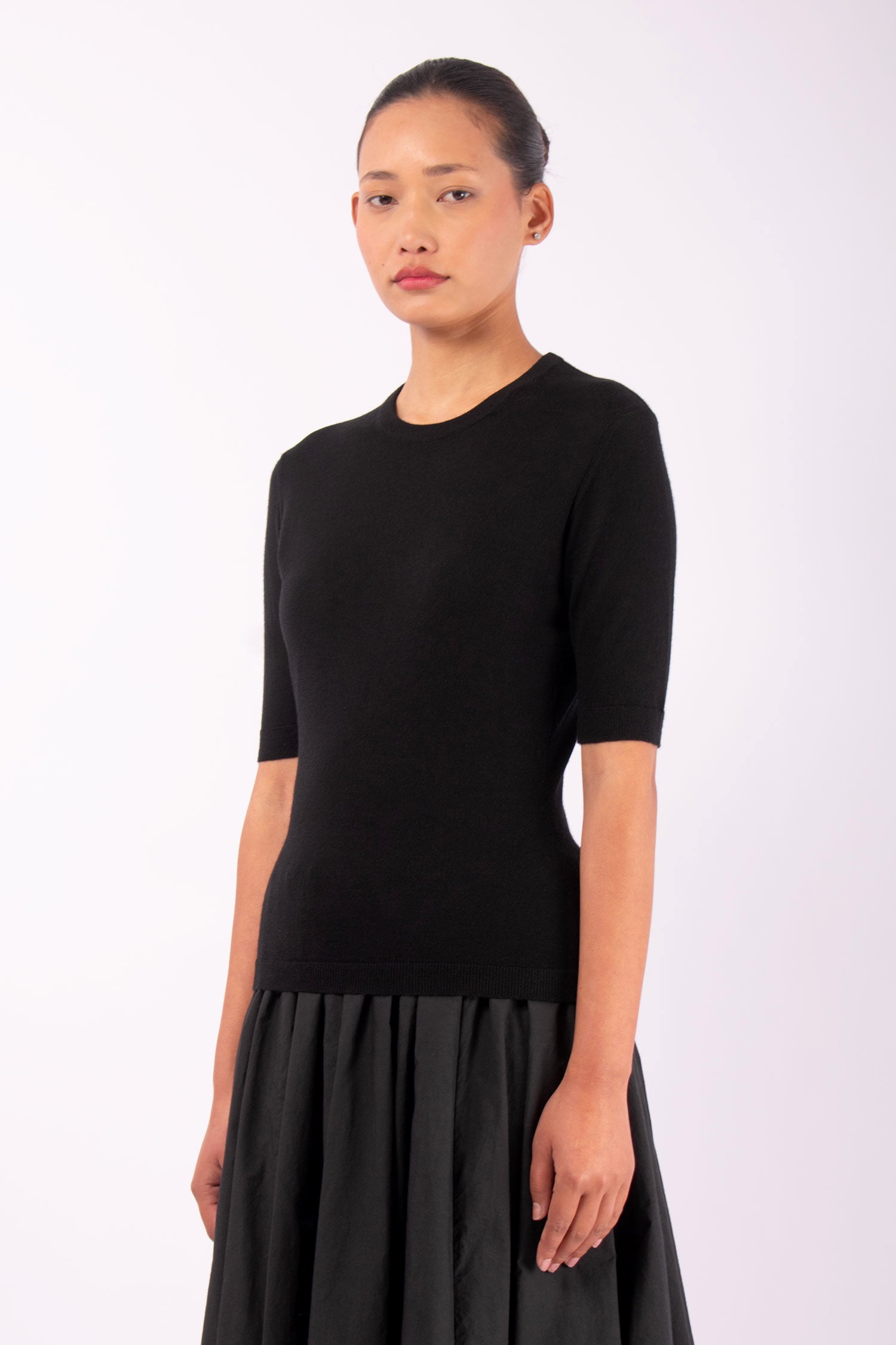 #1482 Fitted Half Sleeve Top in Superfine Merino- Black — Lars Andersson, view 2