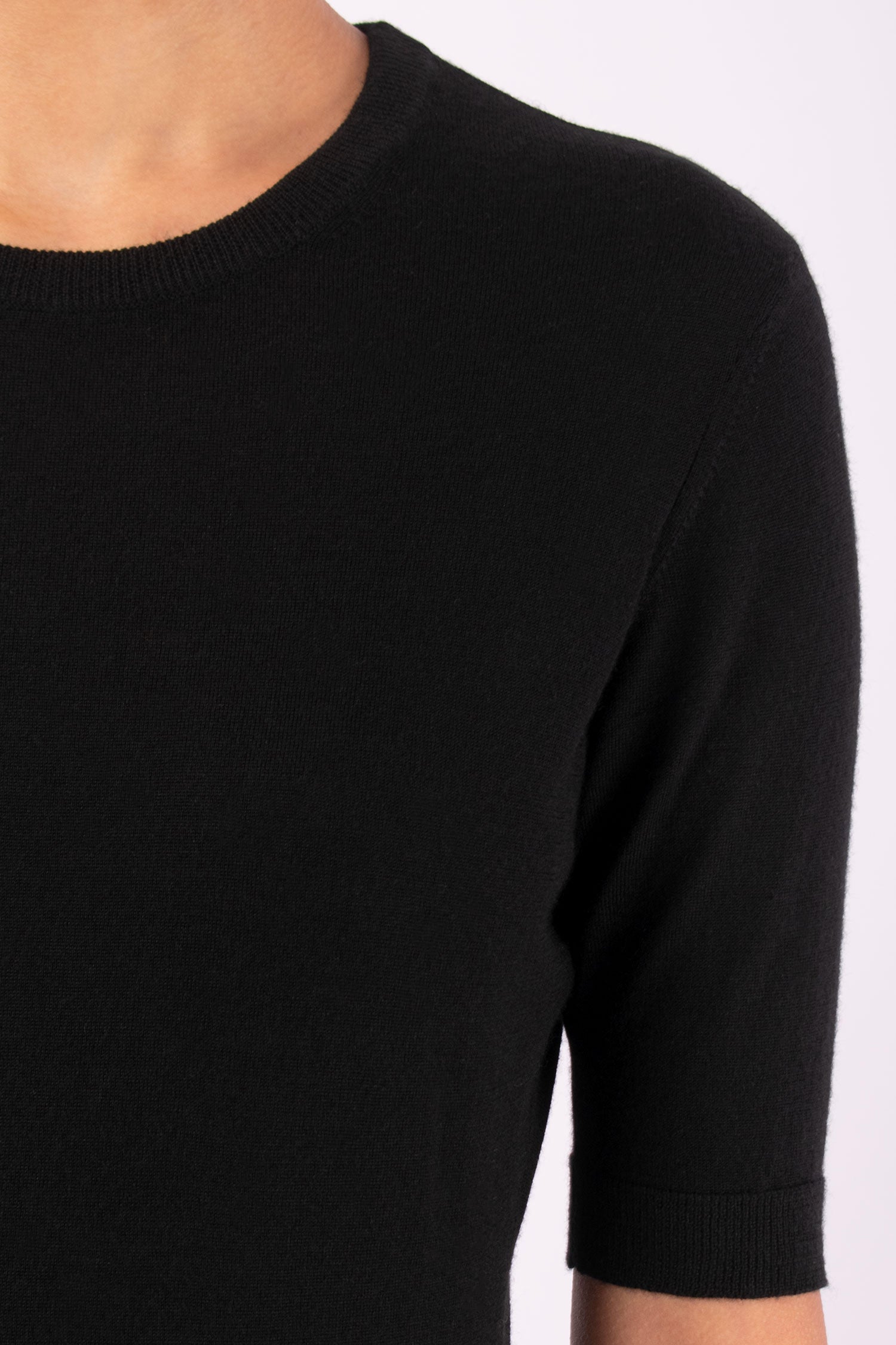 #1482 Fitted Half Sleeve Top in Superfine Merino- Black — Lars Andersson, view 4