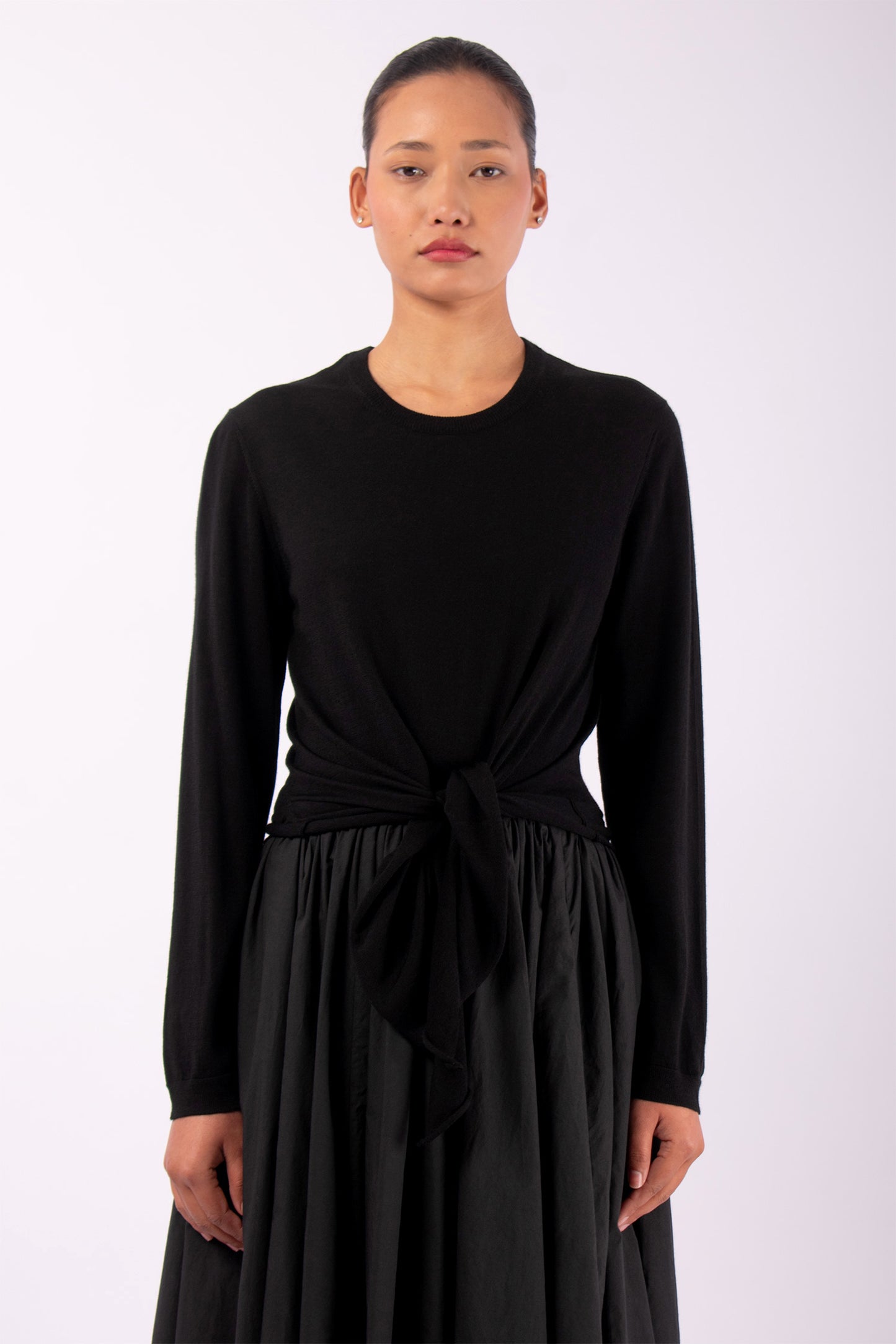 #1485 Sweatshirt With Tie Front in Superfine Merino- Black — Lars Andersson hand-loomed knitwear