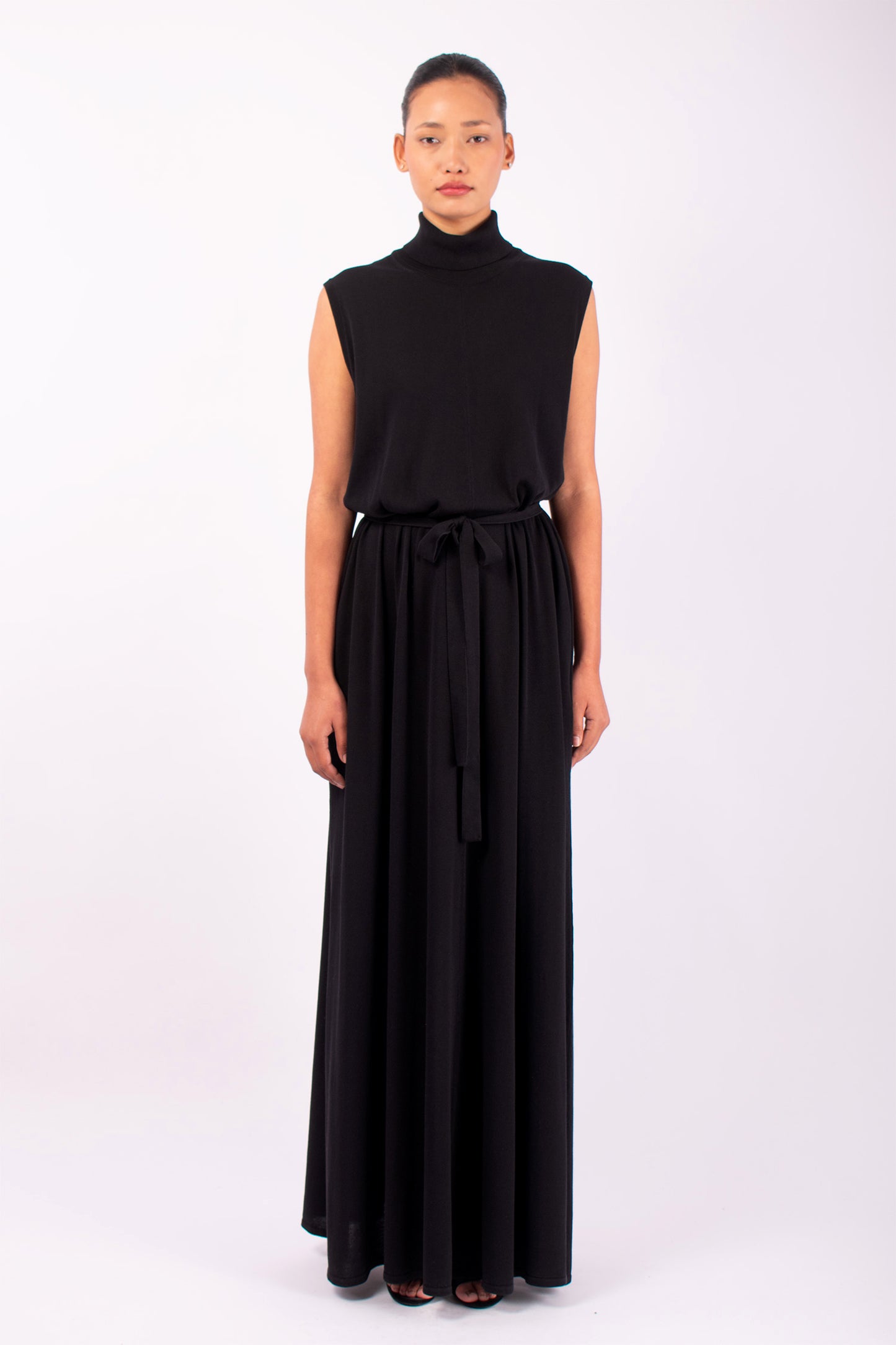#1488 Sleeveless Turtleneck Dress in Silk and Organic Cotton- Black — Lars Andersson hand-loomed knitwear