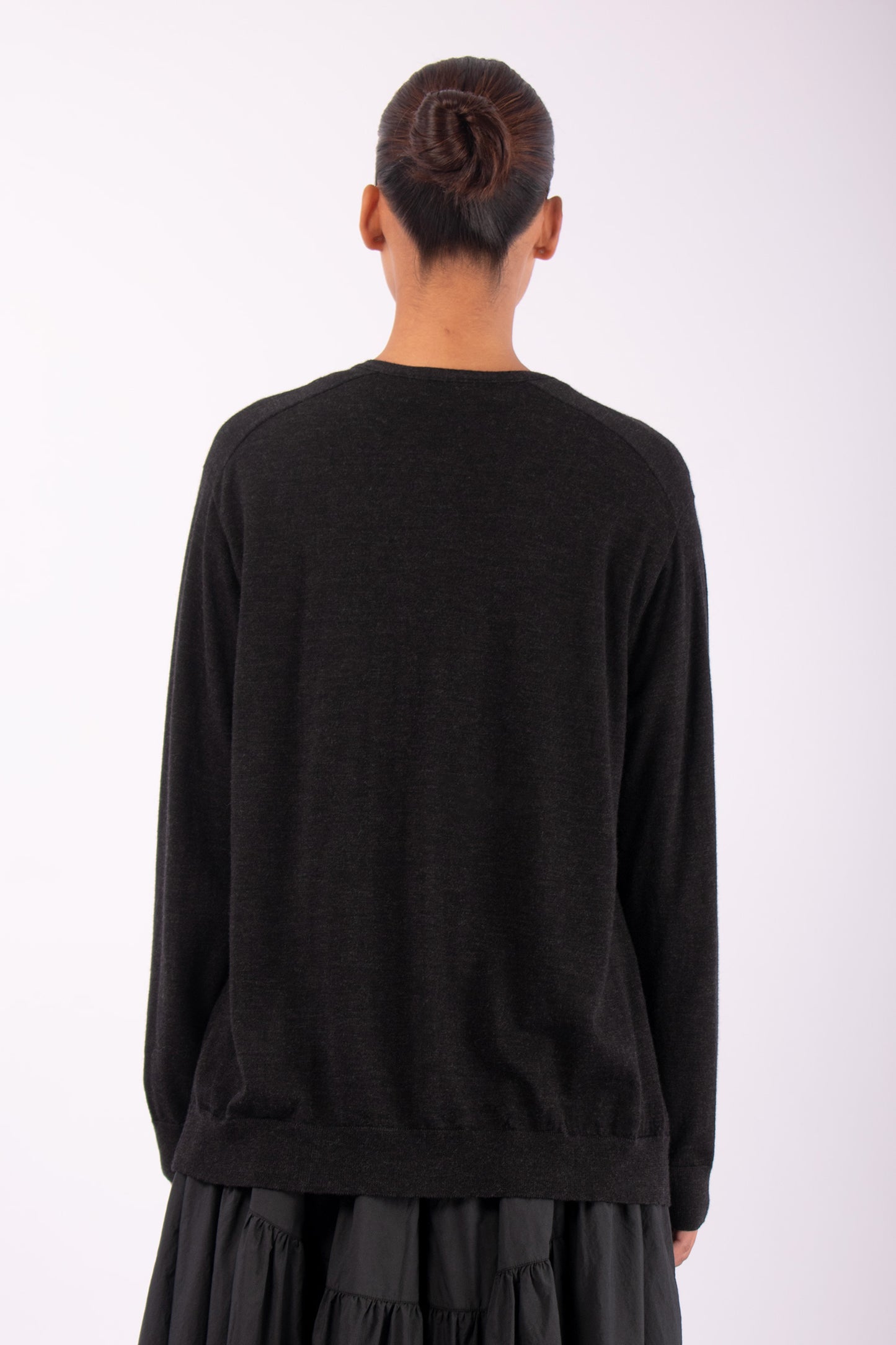#1498 V-Neck Cardigan in Superfine Merino- Charcoal — Lars Andersson, view 3