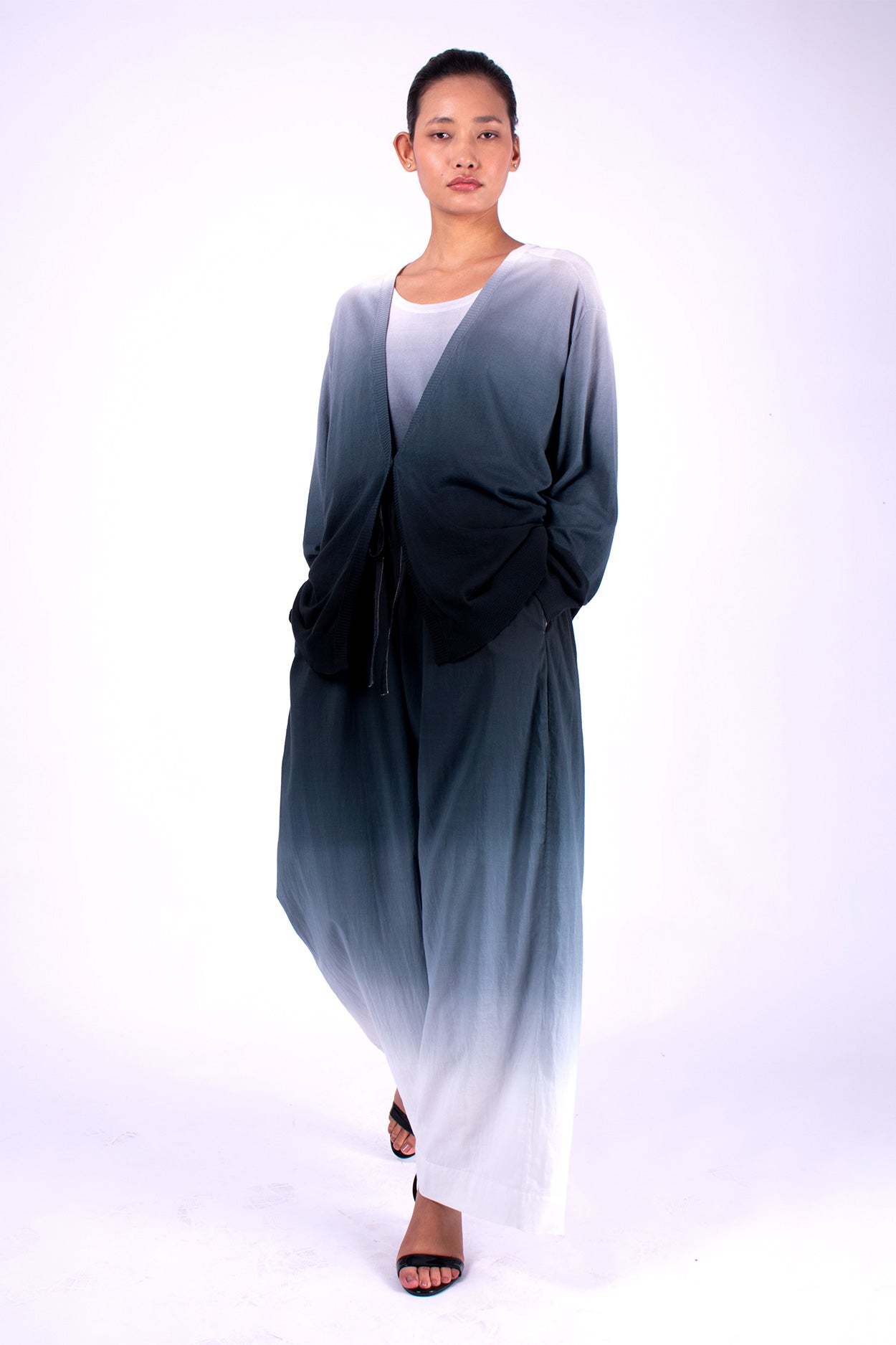 #1205 Oversized V-neck Cardigan In Organic Cotton- Black Ombre — Lars Andersson, view 5