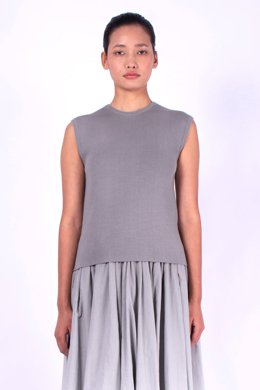 #1004 Cropped muscle tank 2x1 rib in organic cotton