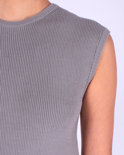 #1004 Cropped muscle tank 2x1 rib in organic cotton
