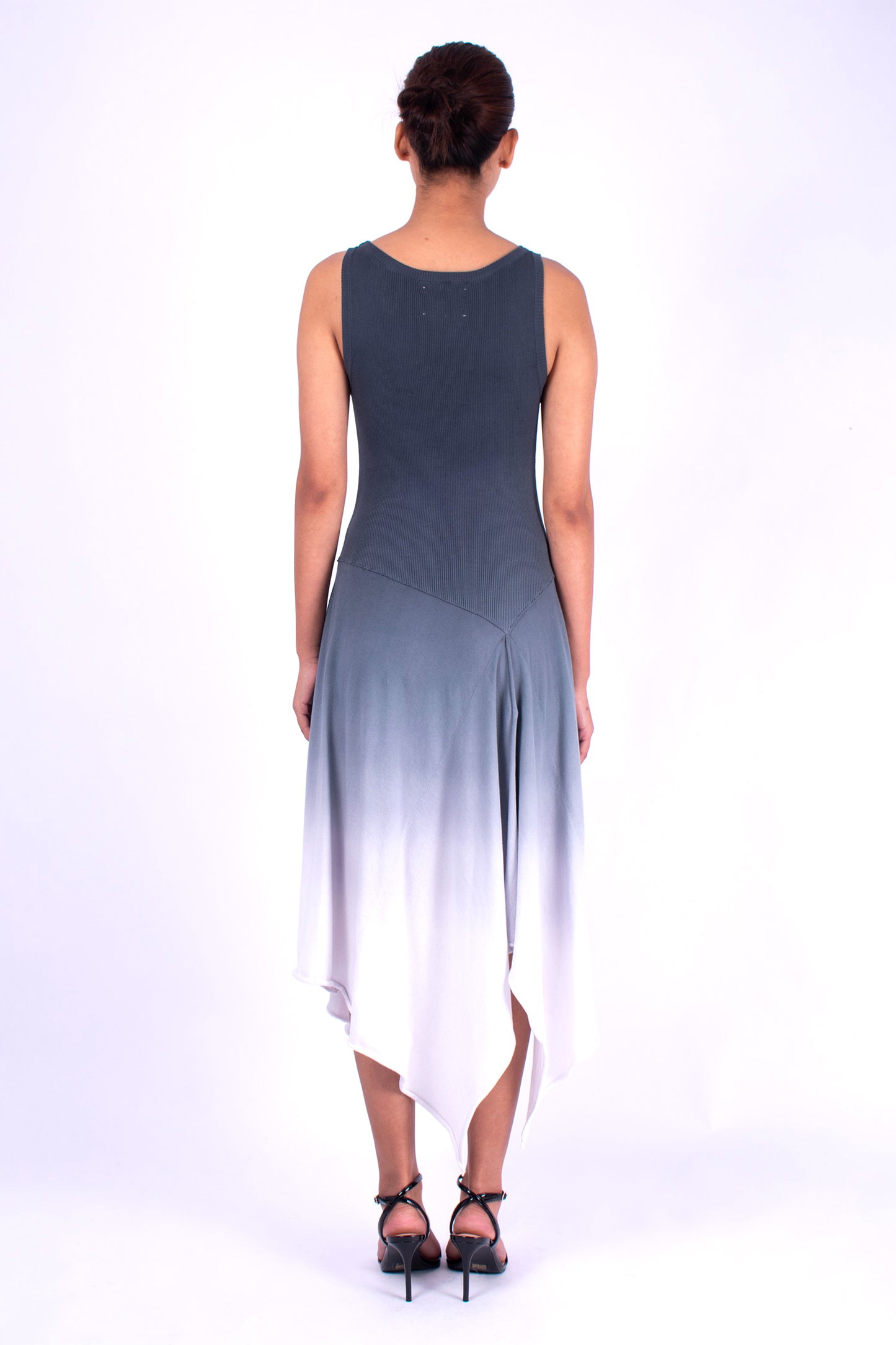 #1140 Sleeveless Handkerchief Dress In Organic Cotton- Charcoal Ombre — Lars Andersson, view 3
