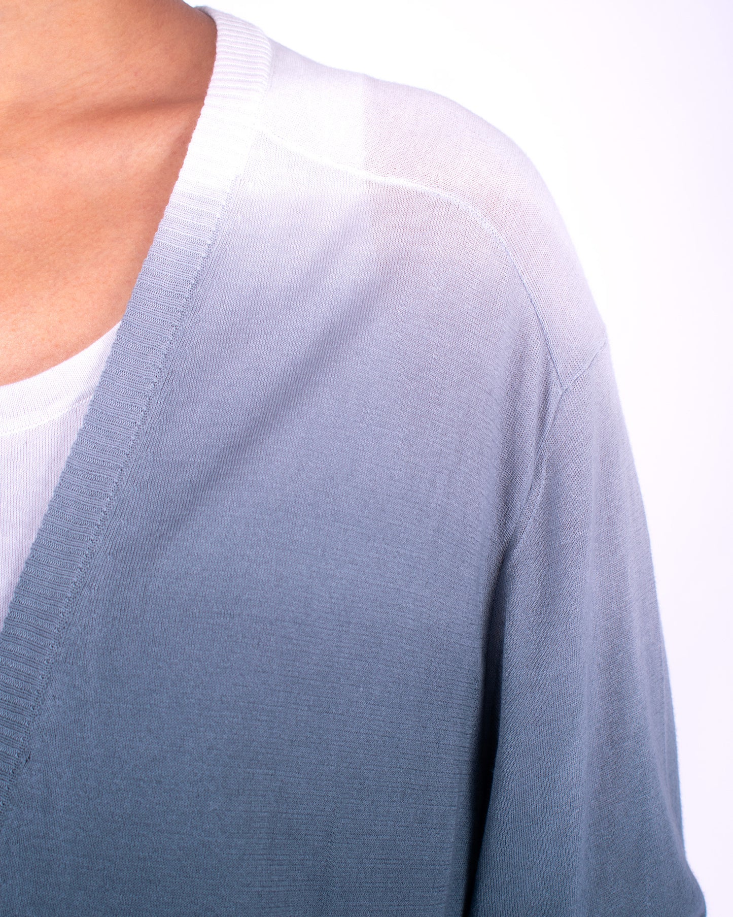 #1205 Oversized v-neck cardigan in organic cotton