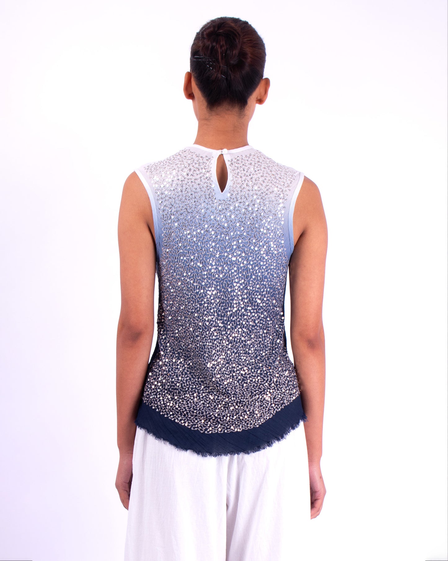 #1282 Sleeveless top in cotton mesh and metal sequins