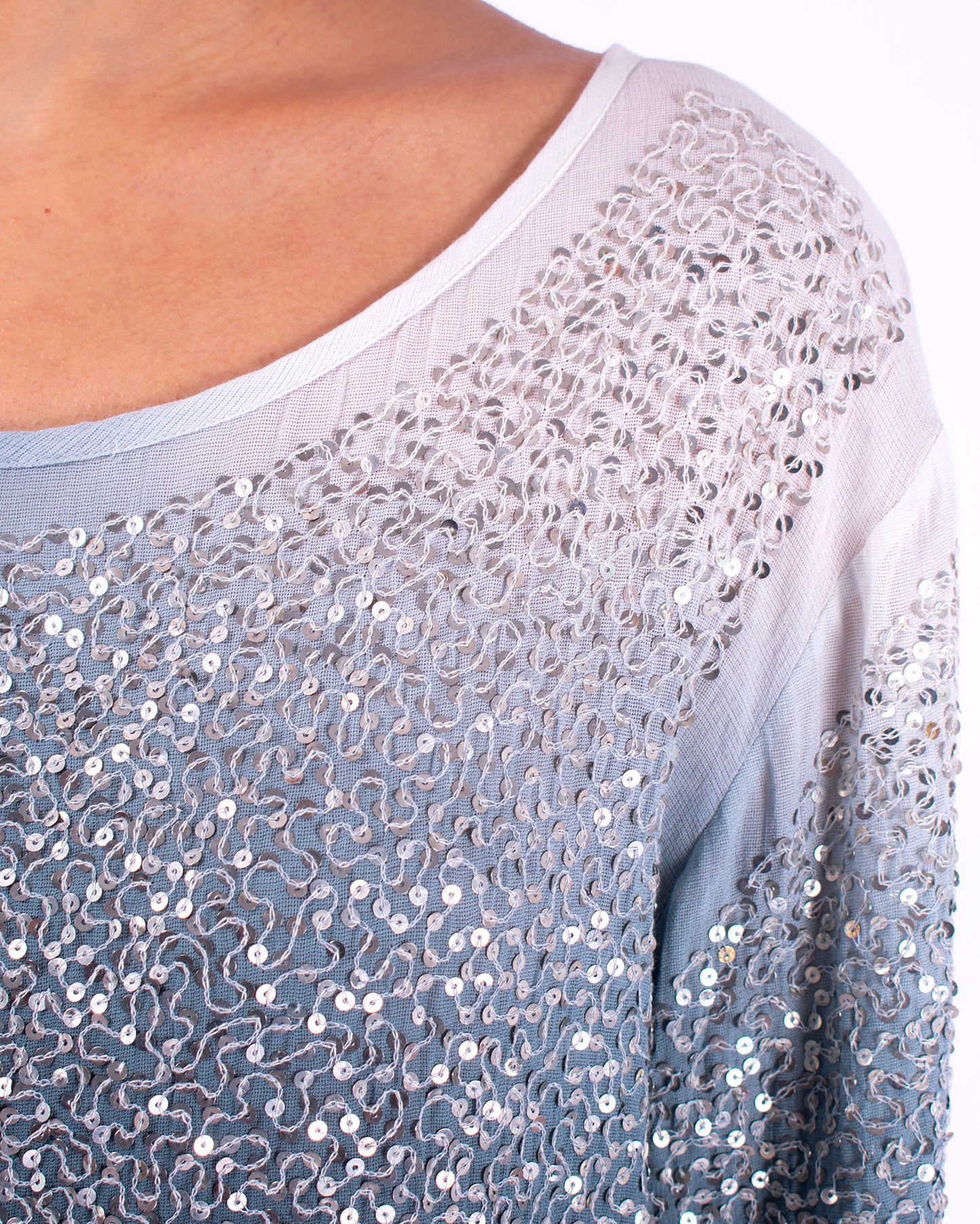 #1292 Cropped boatneck top in cotton mesh and metal sequins