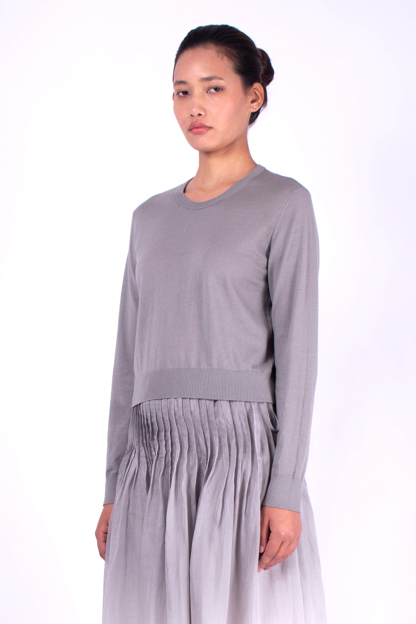 #1350 Cropped crewneck sweater in organic cotton