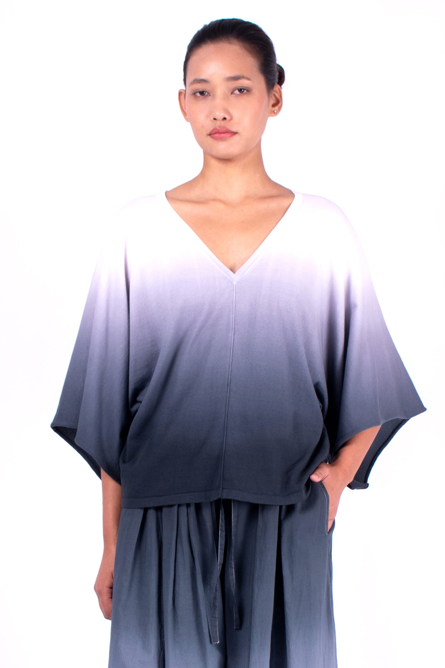 #903 V-neck Wing Sleeve Top In Organic Cotton- Charcoal Ombre — Lars Andersson hand-loomed knitwear