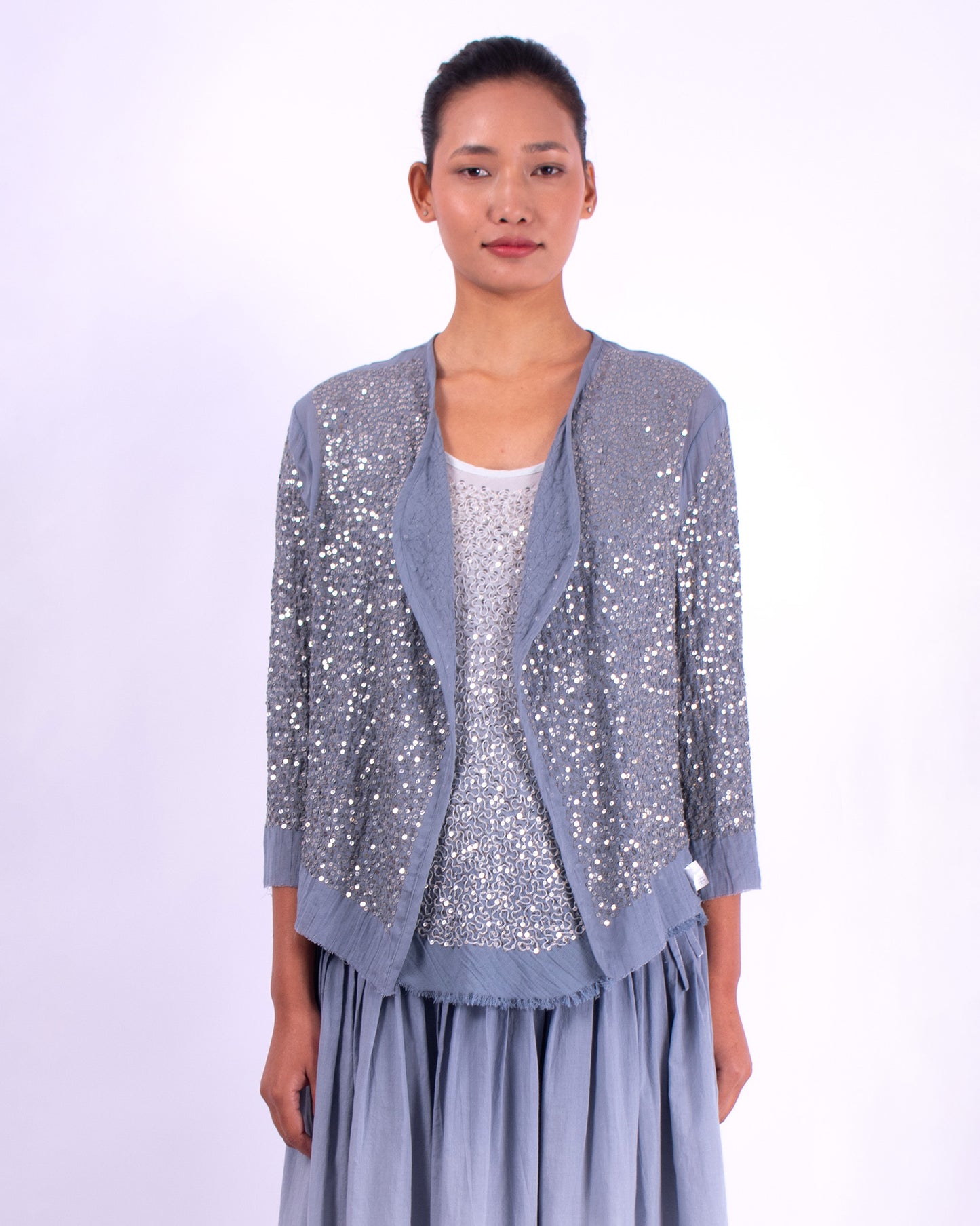 #977 Cropped cardigan in cotton mesh and metal sequins