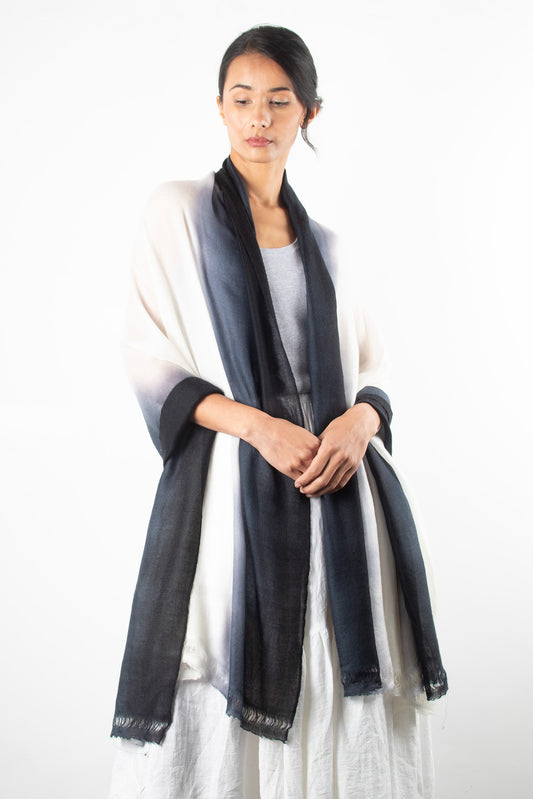#568 woven shawl